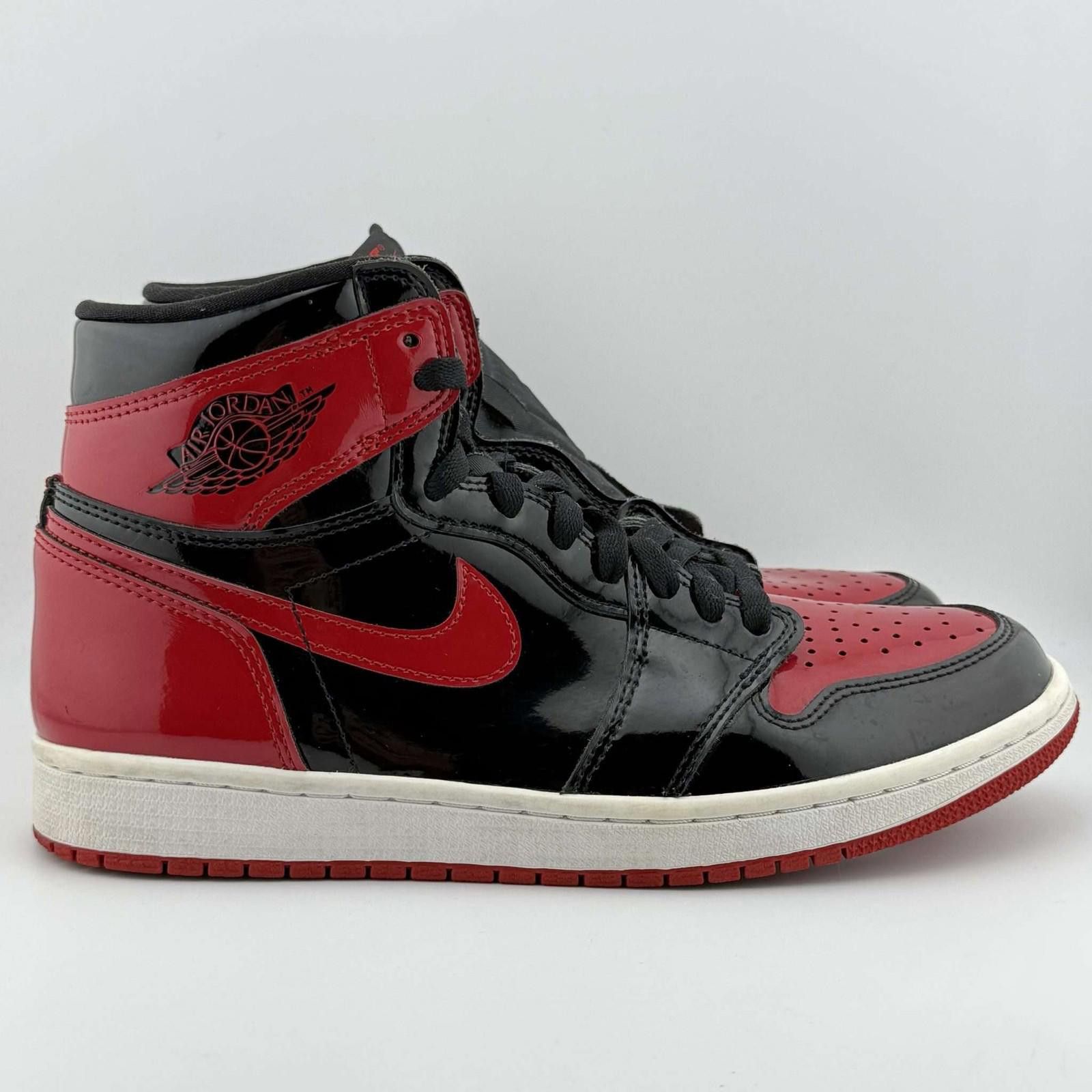 Nike Air Jordan 1 Patent Bred US 9 Used Size US 9 / EU 42 - 4 Thumbnail