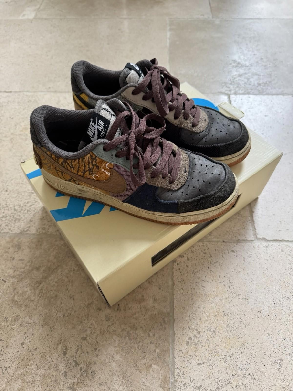 Nike Travis Scott x Air Force 1 Low 'Cactus Jack' USED - GOOD Size US 8 / EU 41 - 1 Thumbnail