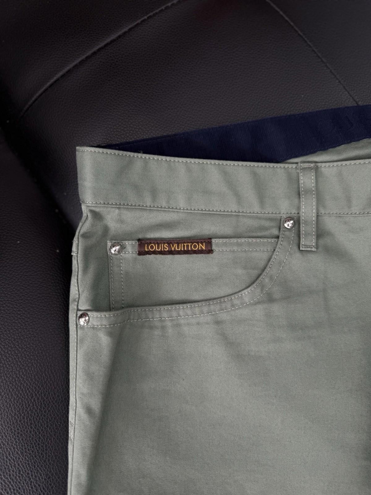 Louis Vuitton Authentic Louis Vuitton Green Denim Jeans Pants Size 34 Size US 34 / EU 50 - 9 Thumbnail