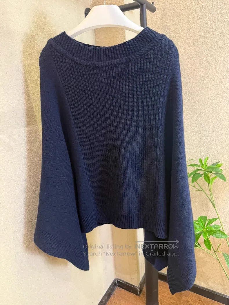 Hermes Hermes size TU Cashmere Cloak Knitwear in Dark Blue Size M / US 6-8 / IT 42-44 - 1 Thumbnail
