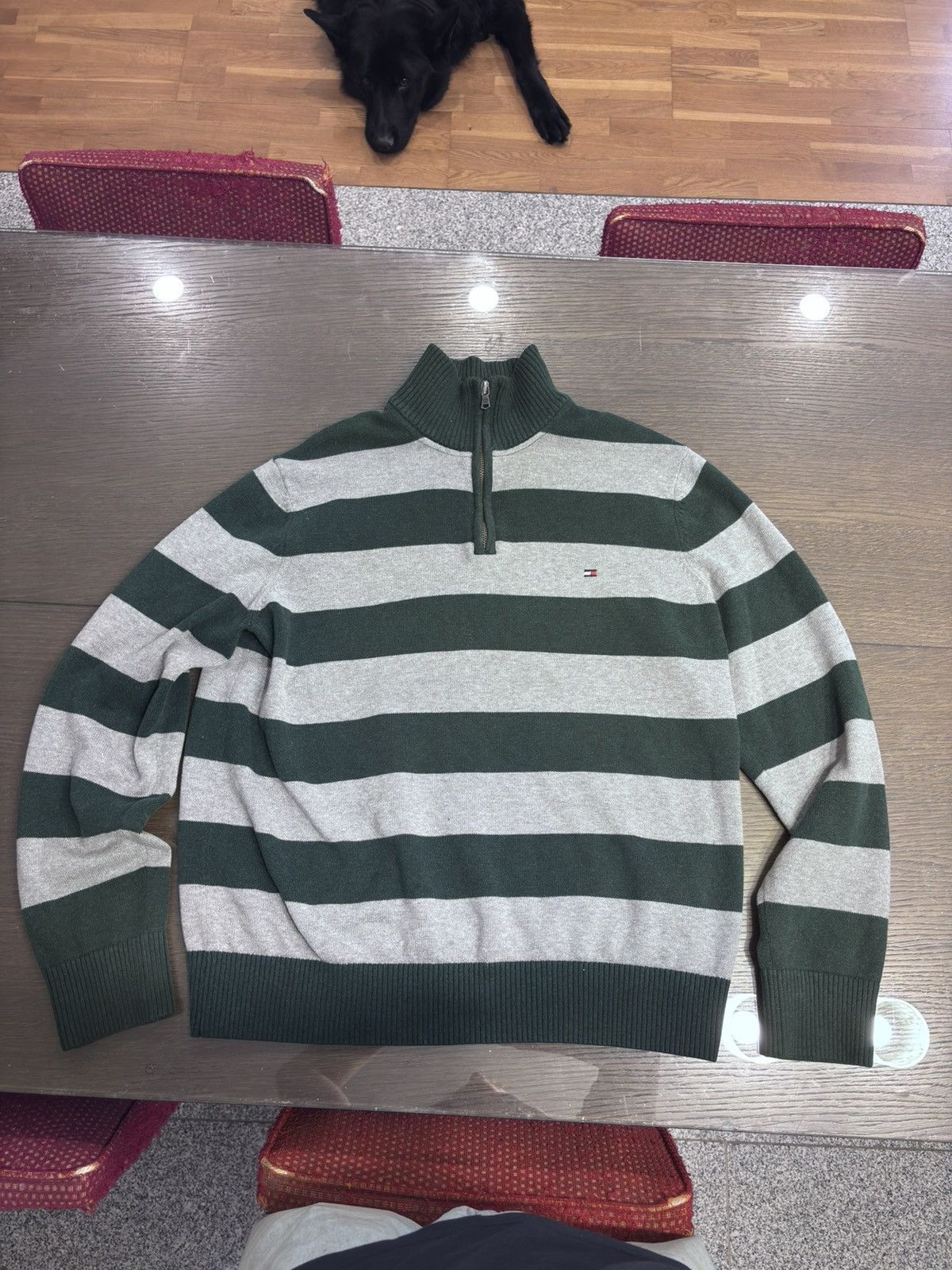 Tommy Hilfiger Vintage Tommy Hilfiger sweater class Size US L / EU 52-54 / 3 - 1 Thumbnail