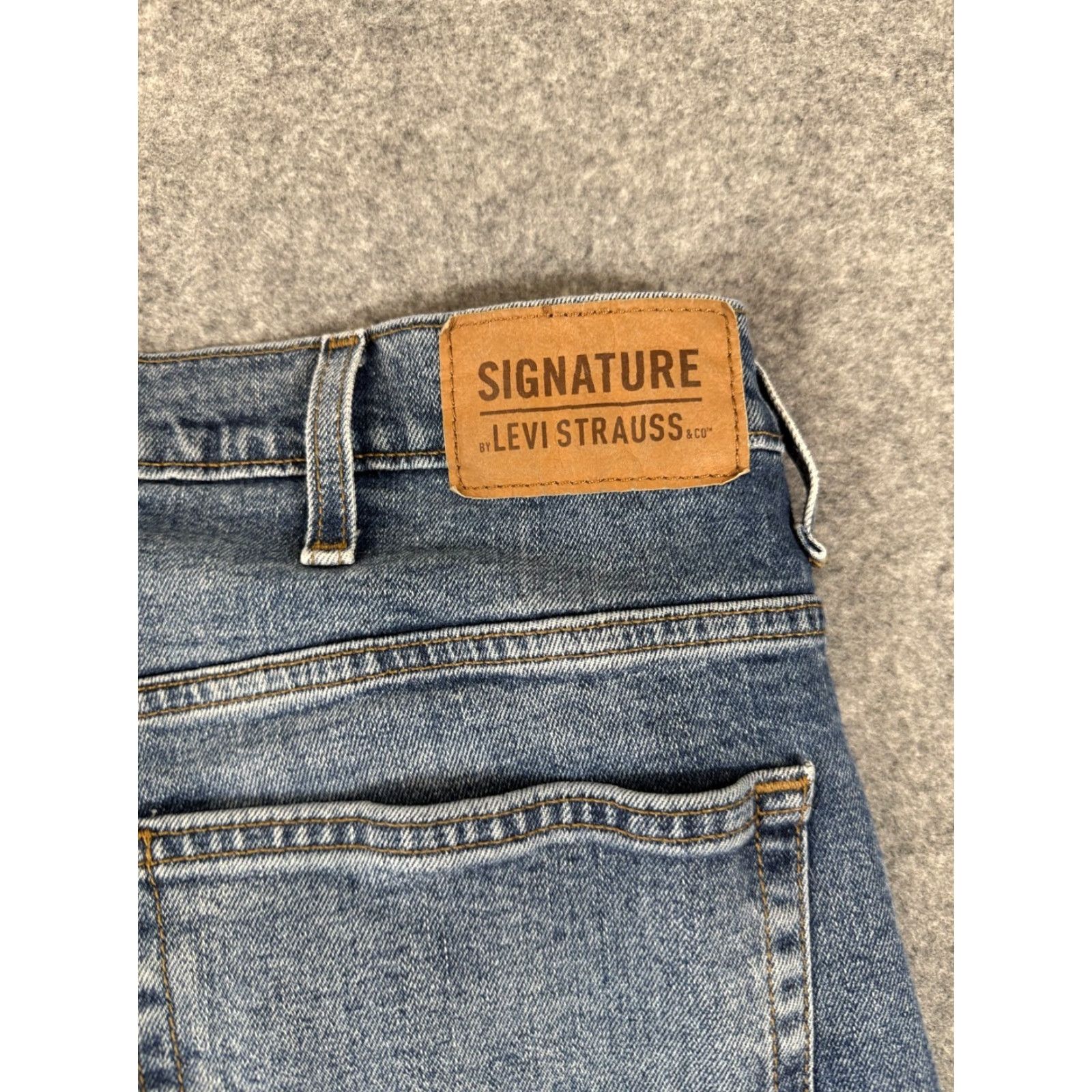 Levi's Levi's Signature Jeans Mens W38 L32 Blue Denim Loose Fit Straight Size US 38 / EU 54 - 5 Thumbnail