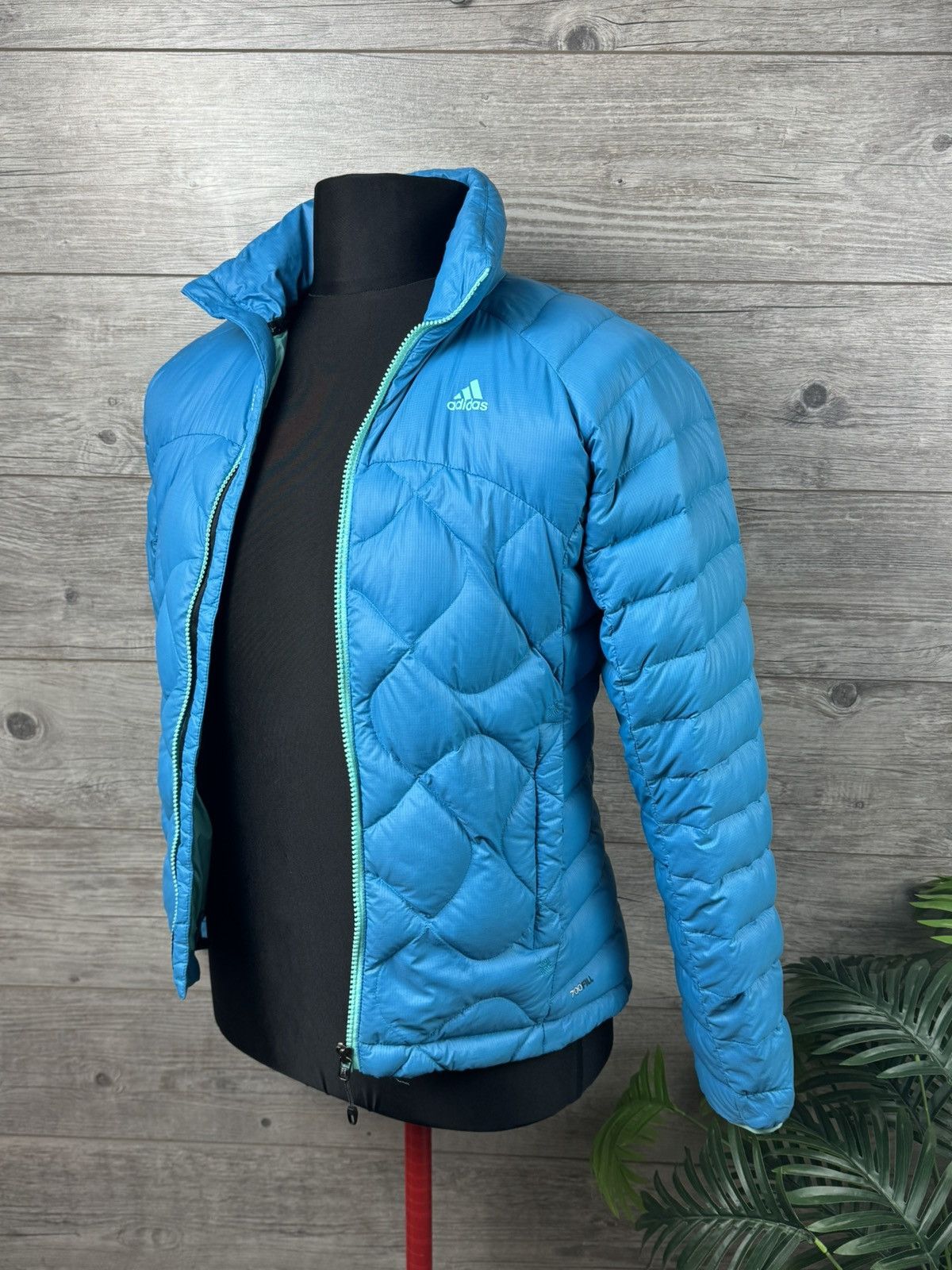 Adidas Adidas Super Trekking Down Jacket 700 Puffer Womans size L Size L / US 10 / IT 46 - 1 Thumbnail