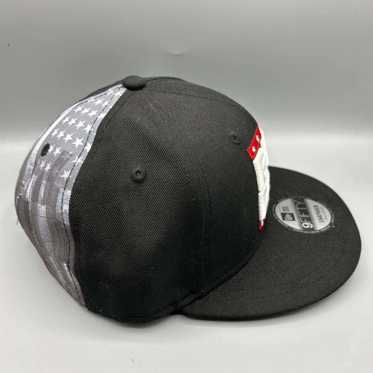 New Era Run DMC New York Hat Men S-M Black Snap Back Cap Wool New Size ONE SIZE - 8 Thumbnail