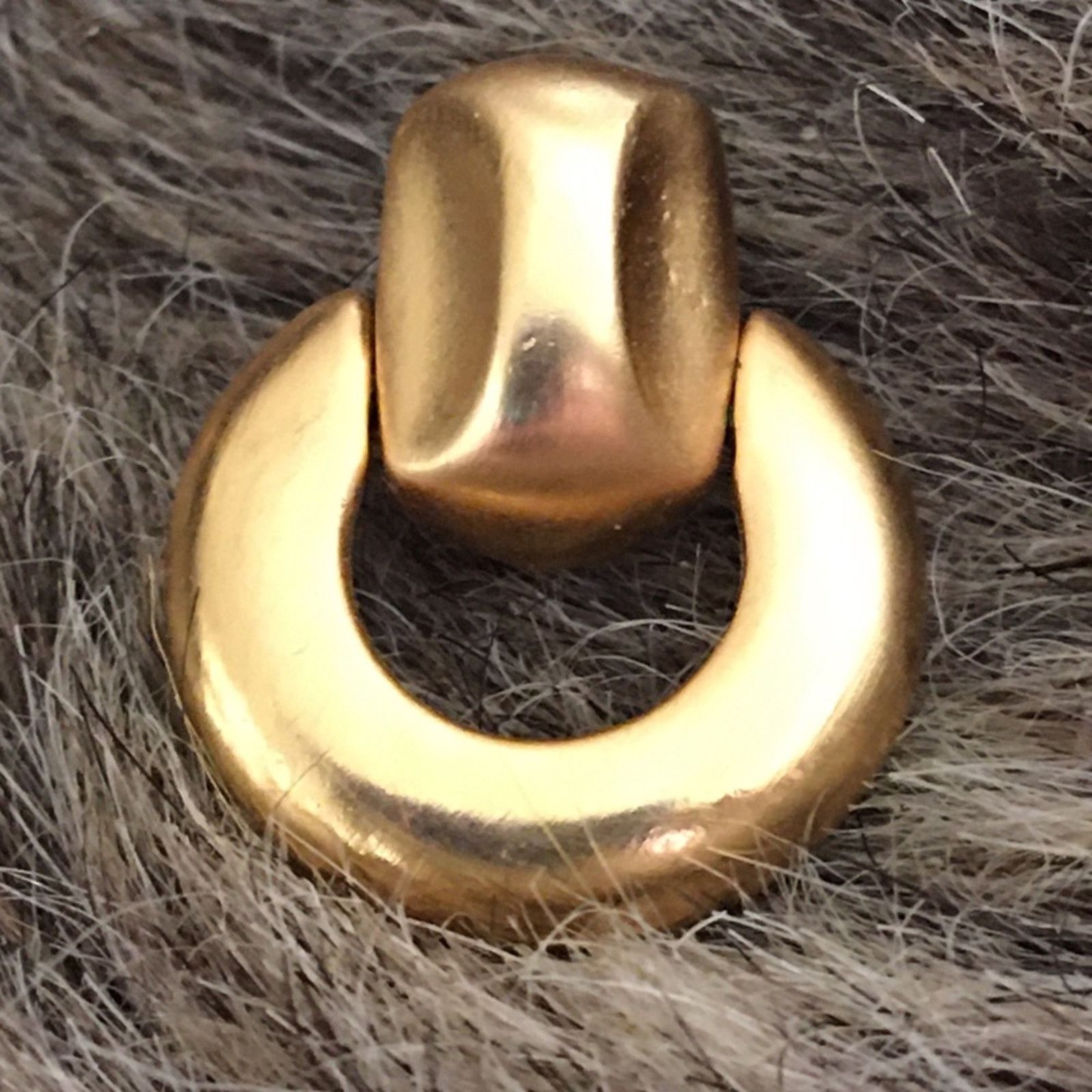 Vintage Vintage 80s matte gold tone clip on earrings Size ONE SIZE - 3 Thumbnail