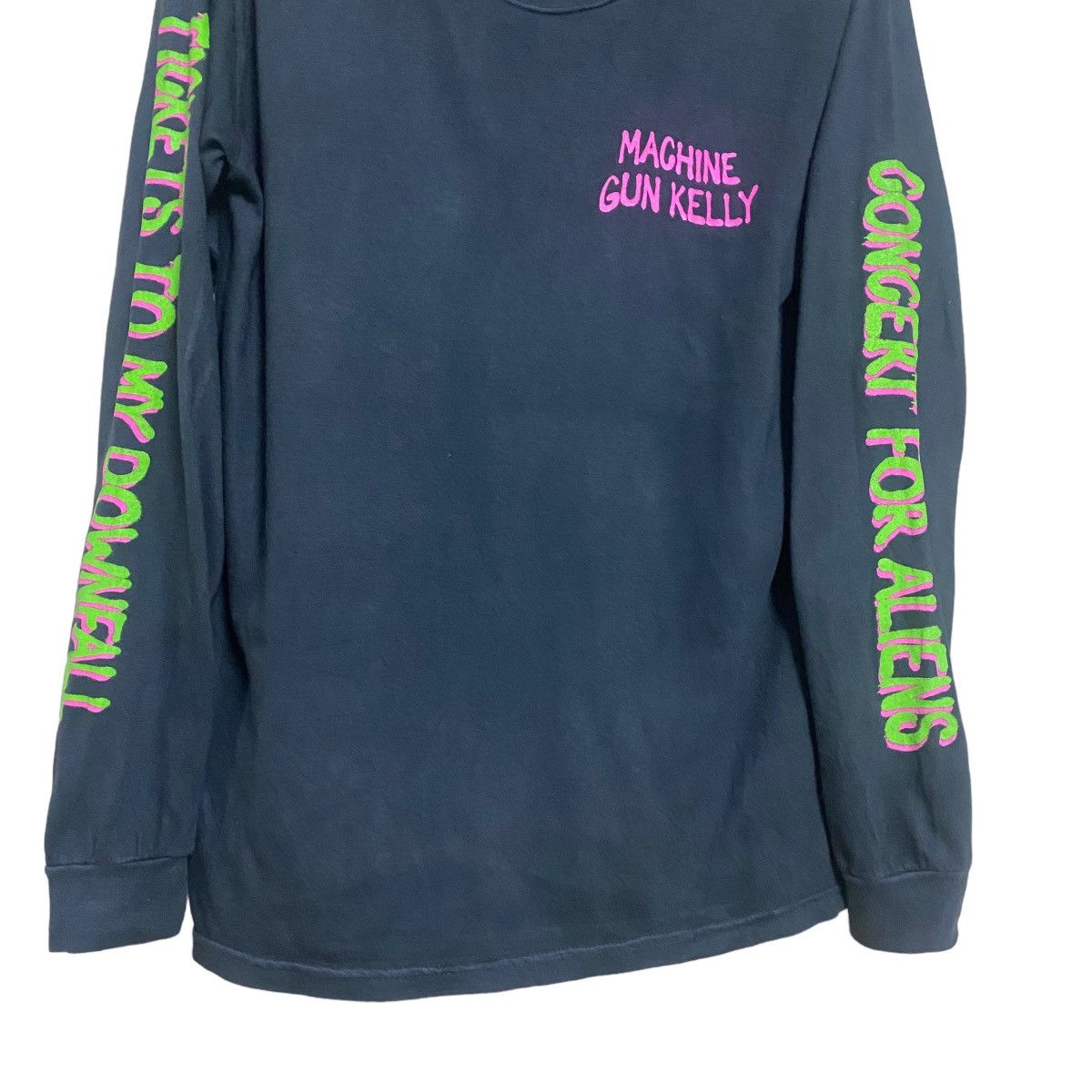 Band Tees MGK Machine Gun Kelly 'Concert For Aliens' Merch Size US S / EU 44-46 / 1 - 4 Thumbnail