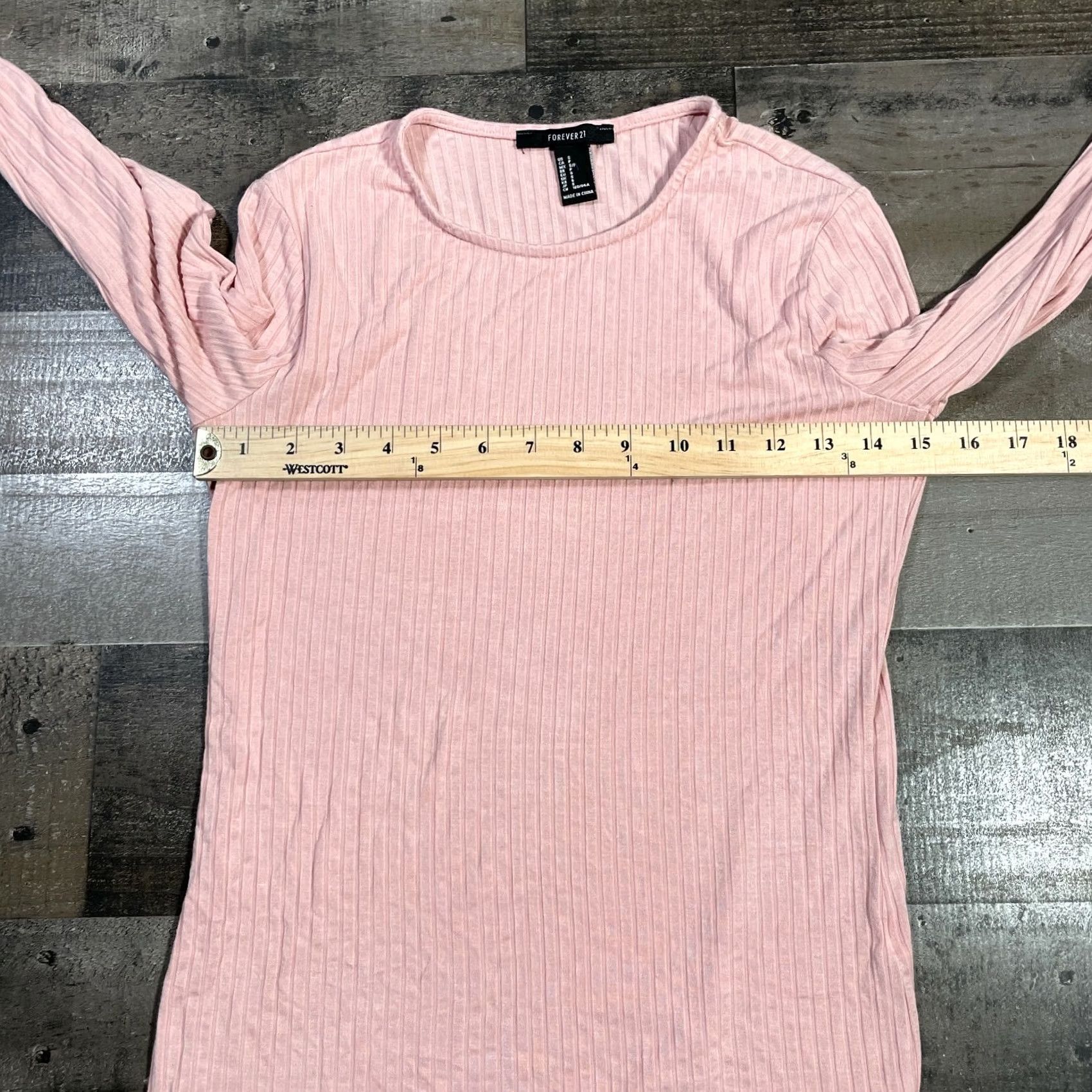 Forever 21 FOREVER 21 T-Shirt Womens S Small Pink Round Neck Lace-Up Long Sleeve Ribbed Tee Size S / US 4 / IT 40 - 5 Thumbnail
