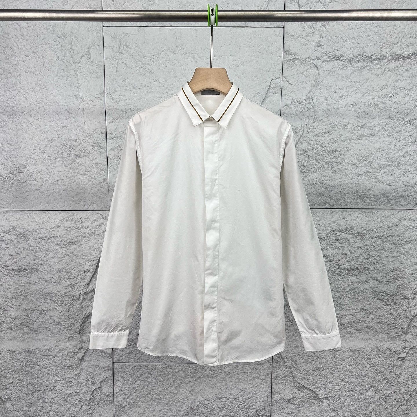 Dior Dior Contrast Trim Button Up Shirt Size 37 Size US S / EU 44-46 / 1 - 1 Thumbnail