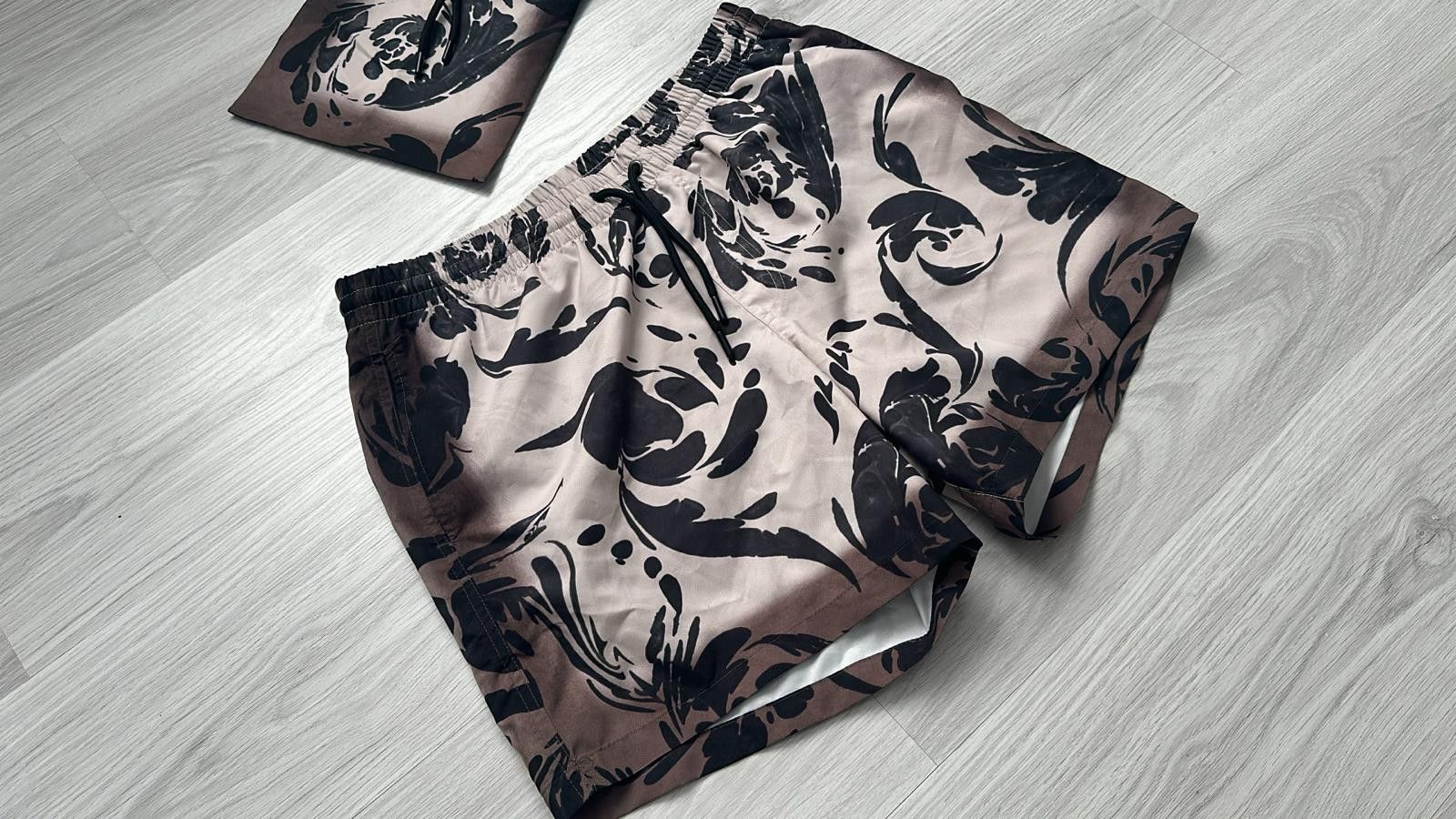 Dries Van Noten Dries Van Noten Unreleased Sample Swim Shorts Medium Size US 32 / EU 48 - 3 Thumbnail