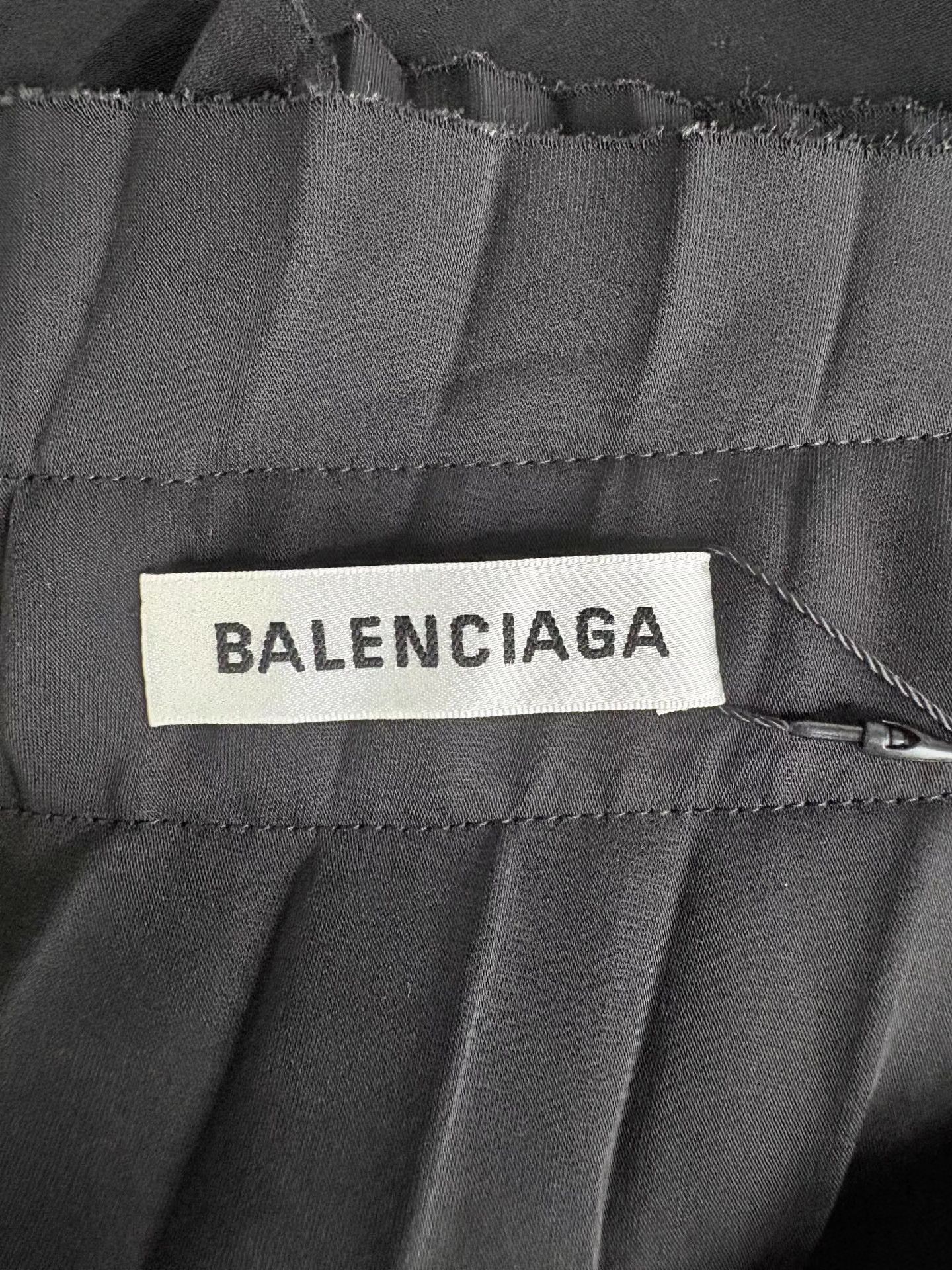 Balenciaga BALENCIAGA Logo Pleated Skirt K1 Size 36" / US 14 / IT 50 - 4 Thumbnail