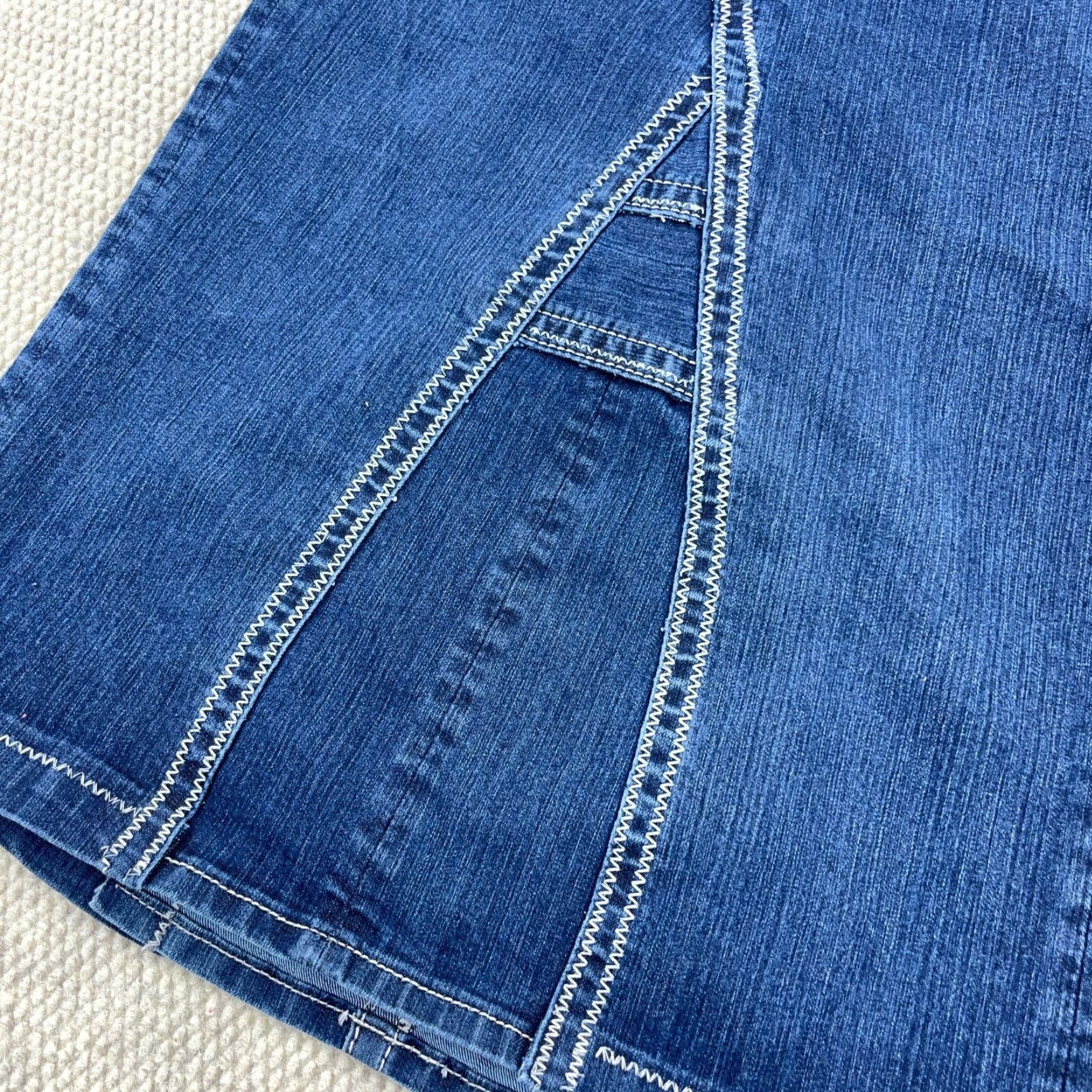 Miss Me Miss Me Denim Skirt Women Size 27 A-Line Midi Blue Casual Flap Pockets Size 27" / US 4 / IT 40 - 4 Thumbnail