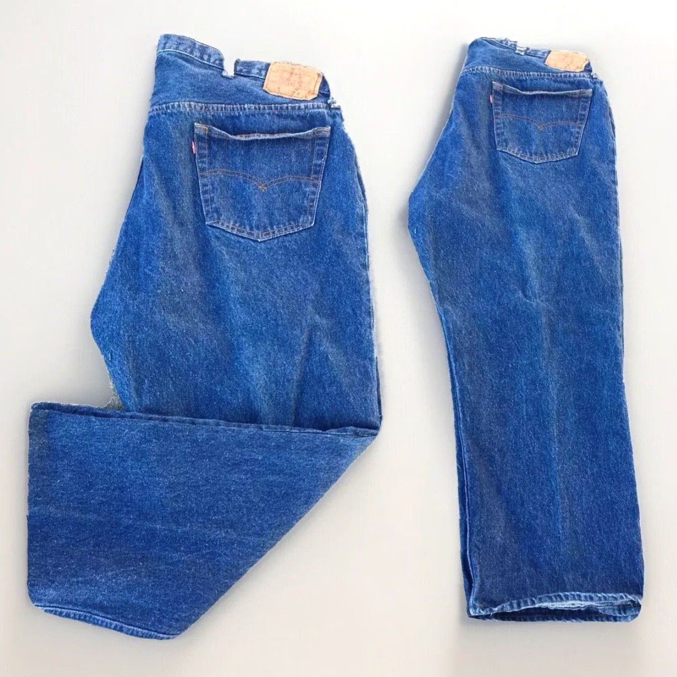 47 VINTAGE Levi’s 501 Jeans Made In USA 52 X 30 47 X 27.25 Button Fly Denim Blue Big & Tall Mens Jeans Size US 30 / EU 46 - 2 Thumbnail