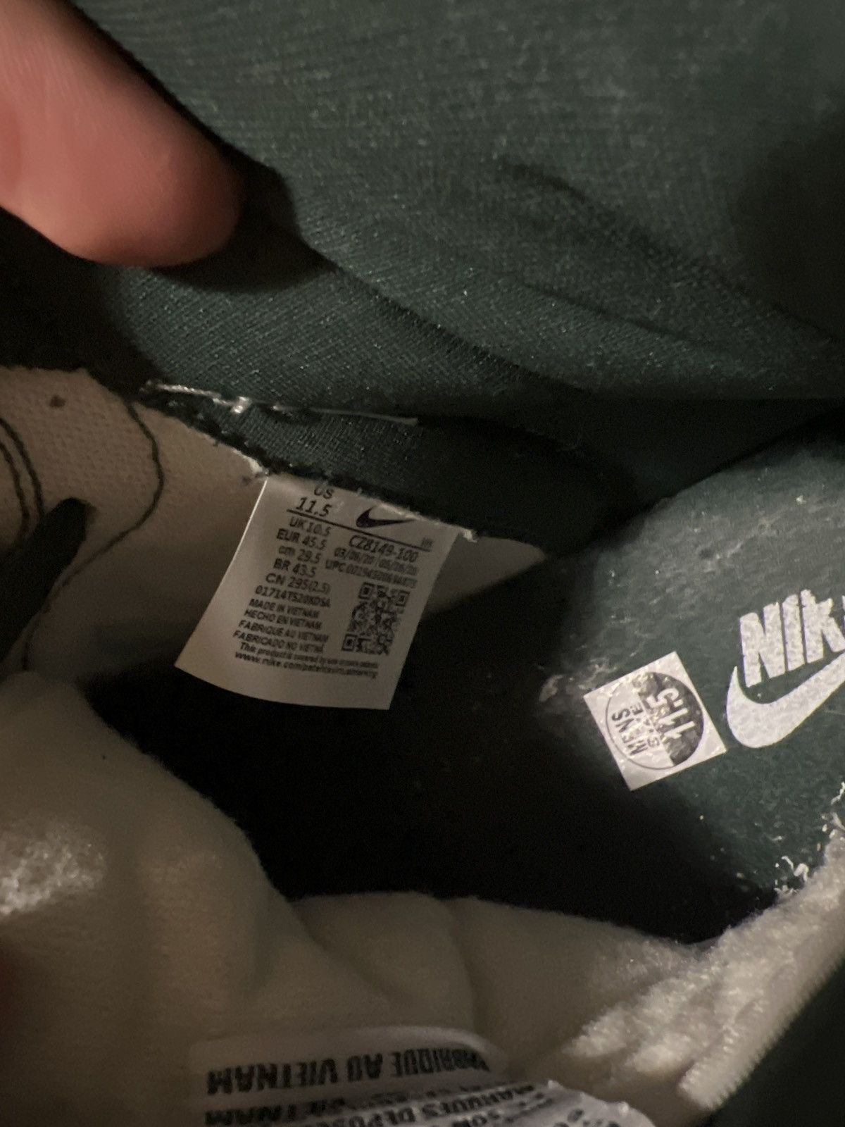 Nike Nike dunks spartan green Size US 11.5 / EU 44-45 - 9 Thumbnail