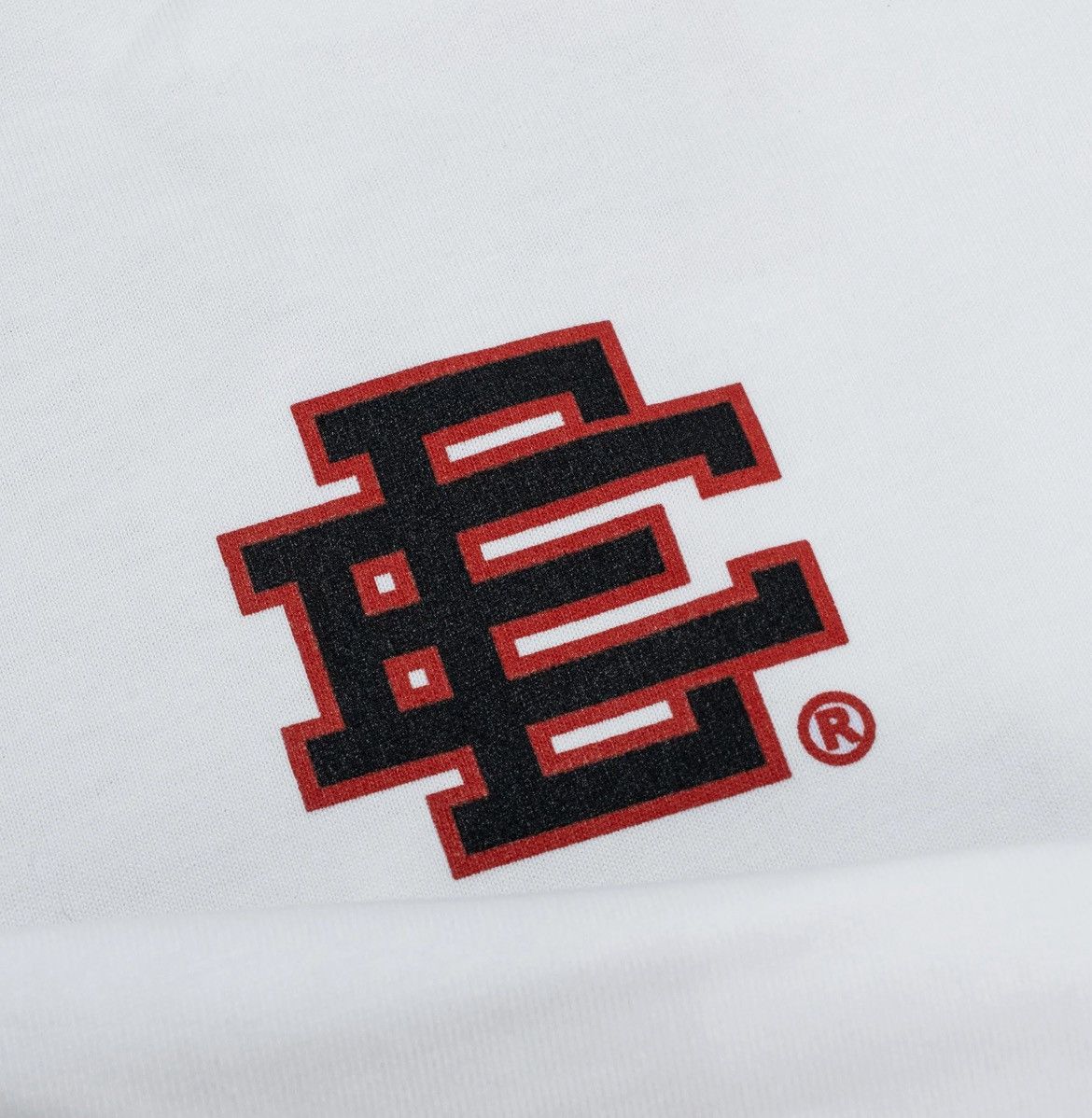 Eric Emanuel Eric Emanuel Big Logo long sleeve shirt red & black XL Size US XL / EU 56 / 4 - 3 Thumbnail