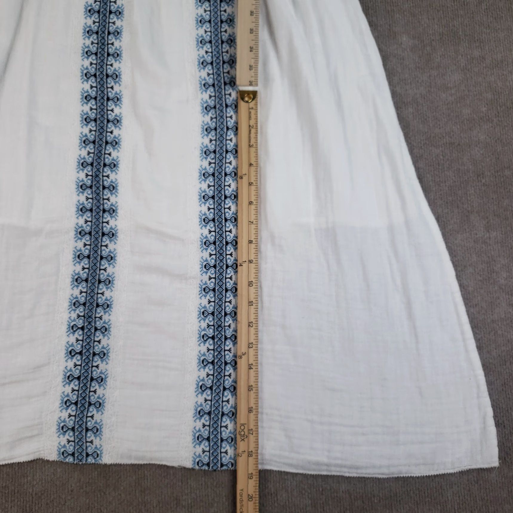 Faherty Faherty Maxi Dress Women XS White Embroidered Boho Smocked Lined V-Neck Short Sleeve Casual Size XS / US 0-2 / IT 36-38 - 5 Thumbnail