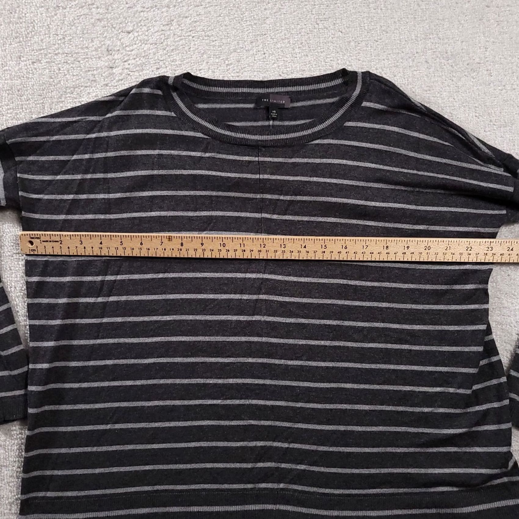 Vintage The Limited Women's XS Gray Striped Rayon Long Sleeve Pullover Size XS / US 0-2 / IT 36-38 - 3 Thumbnail