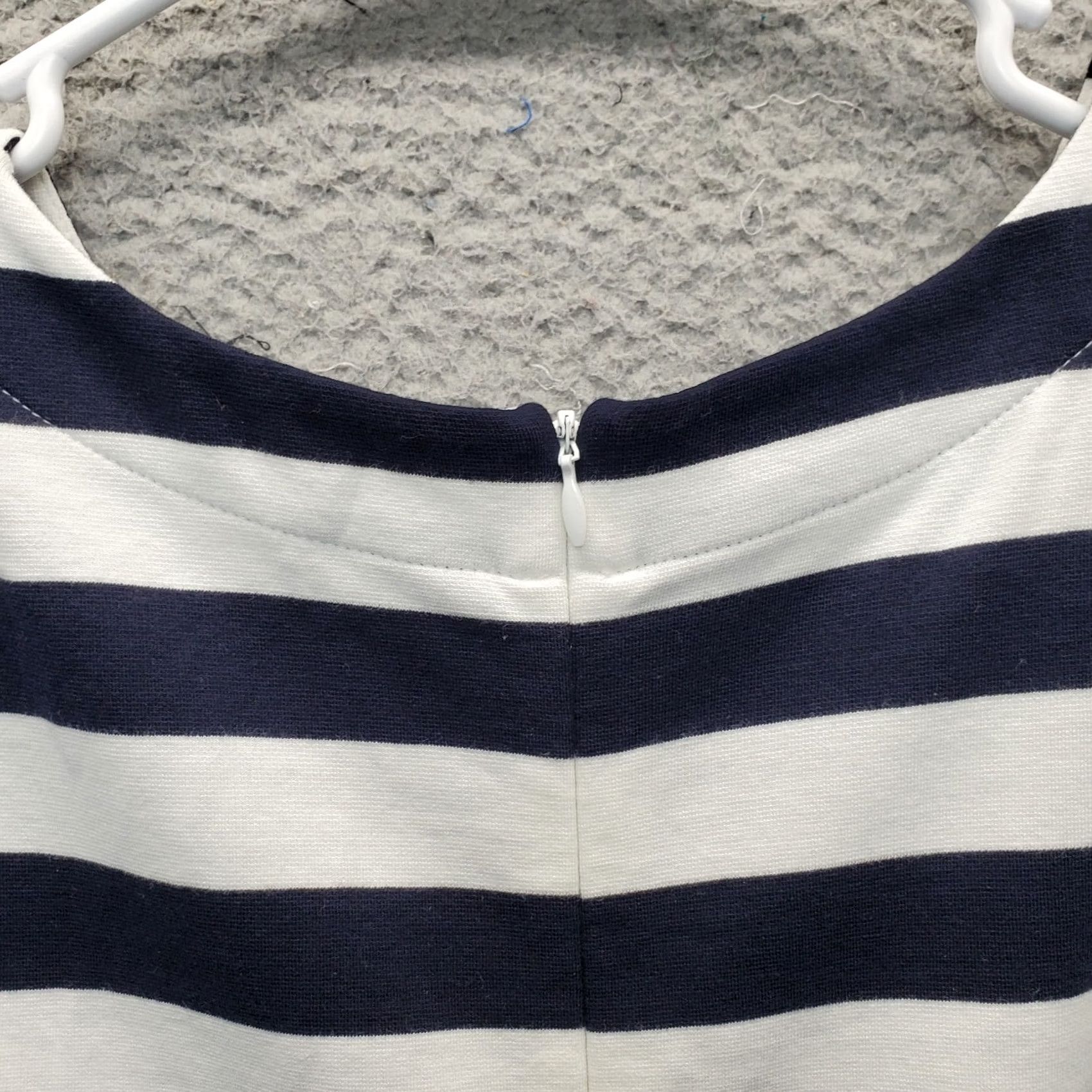 Talbots Talbots Blouse Top Women's M Striped Stretch Short Sleeve Back Zip Shirt Multicolor Casual Womens, Talbots Shirt, 90s/Outdoor, Pre-owned Size M / US 6-8 / IT 42-44 - 7 Thumbnail
