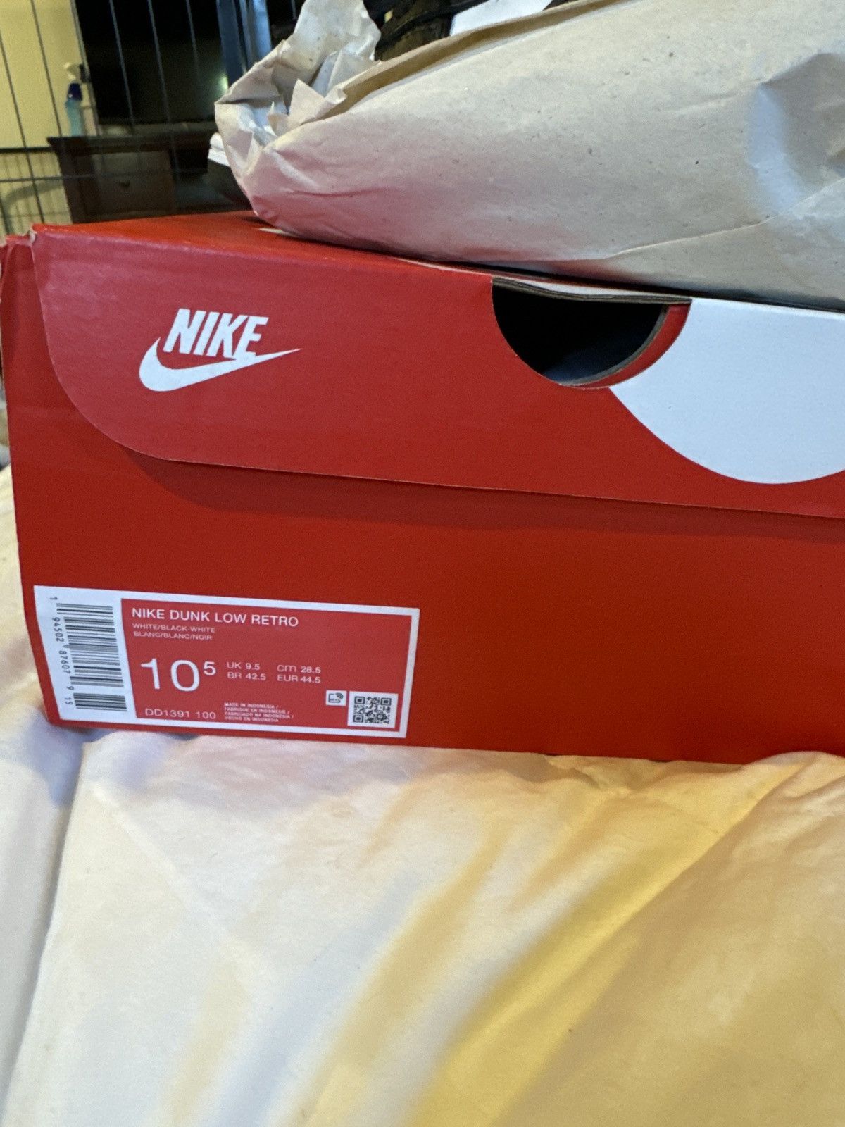 Nike Nike Dunk Low “Panda” Size US 10.5 / EU 43-44 - 1 Thumbnail