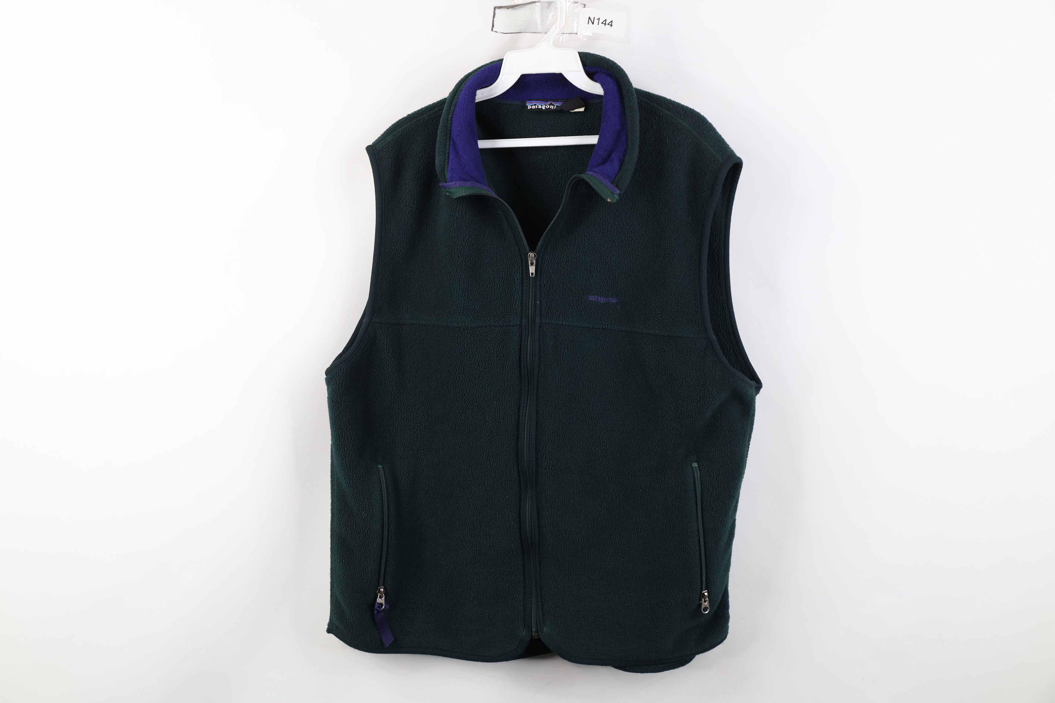 Patagonia Vintage 90s Patagonia Full Zip Fleece Vest Jacket Green USA Size US L / EU 52-54 / 3 - 1 Thumbnail