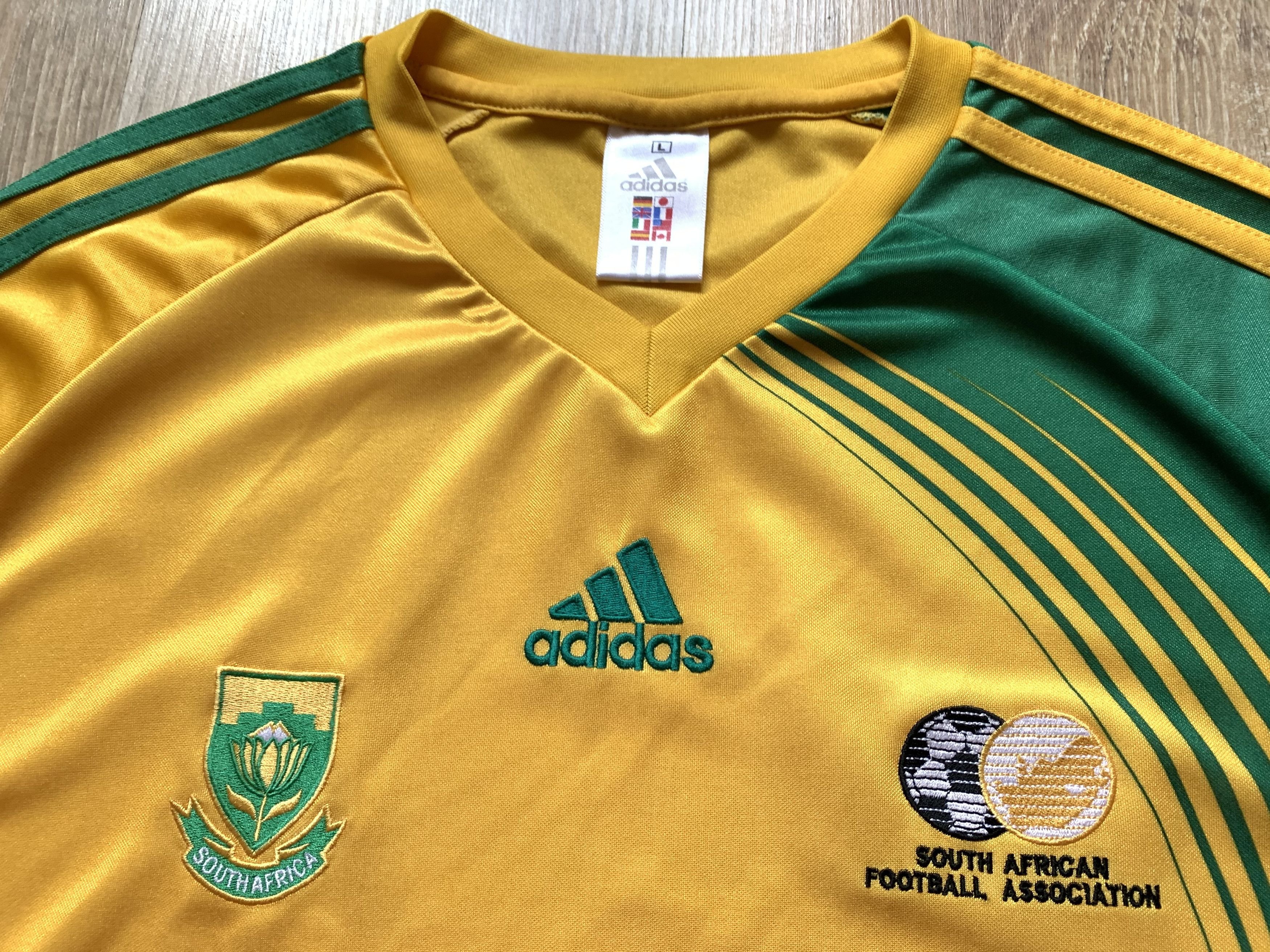Adidas × Vintage Vintage Adidas South Africa Football Team 2007-2009 Size US L / EU 52-54 / 3 - 4 Thumbnail