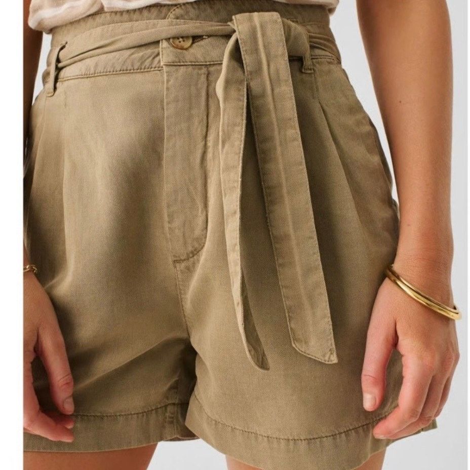 Faherty Faherty Arlie Tie Waist Linen Shorts Oakwood Khaki Size XL Size 32" / US 10 / IT 46 - 1 Thumbnail