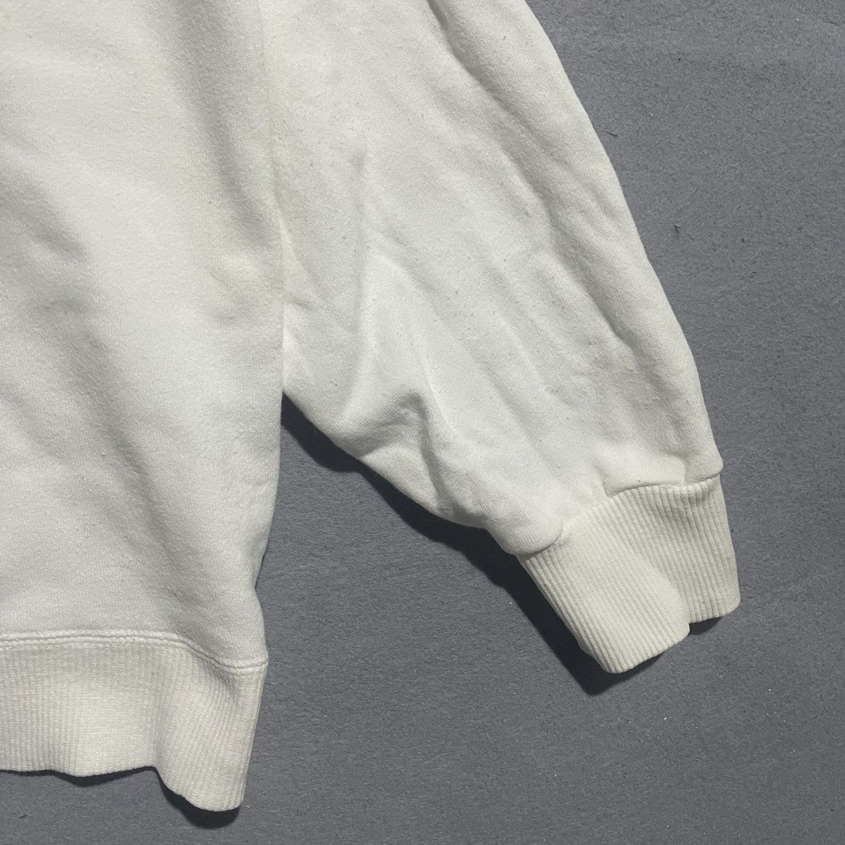 Disney 90s Vintage Disney Mickey Mouse Sweatshirt White Crewneck Size US M / EU 48-50 / 2 - 6 Thumbnail