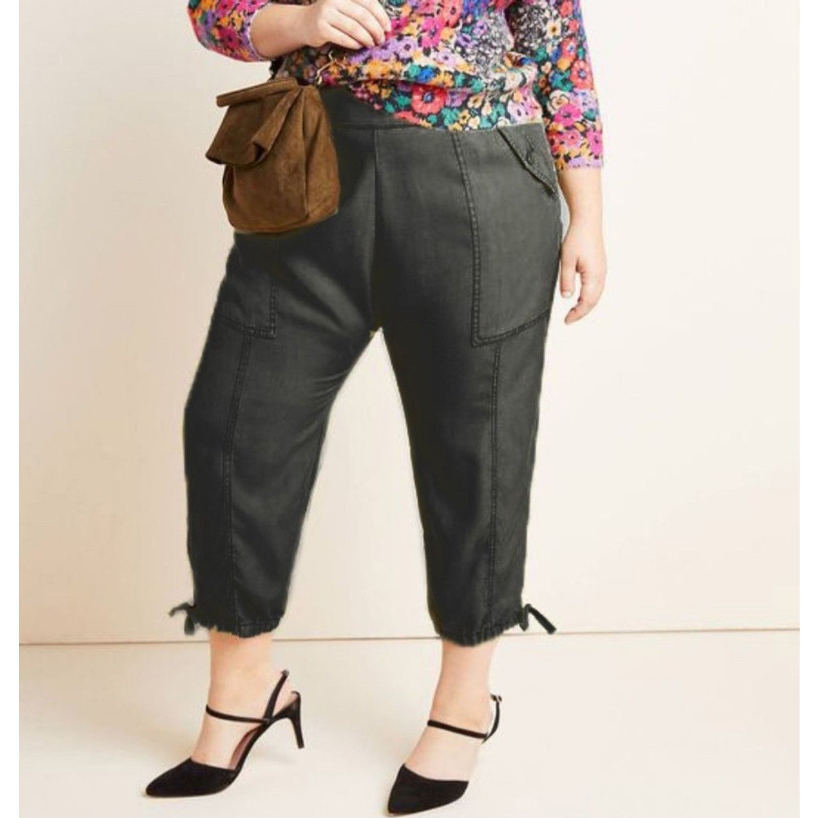 Anthropologie Anthropologie Cargo Harem Pants Lyocell Jogger Cropped 16W Size 40" / US 18 - 2 Thumbnail