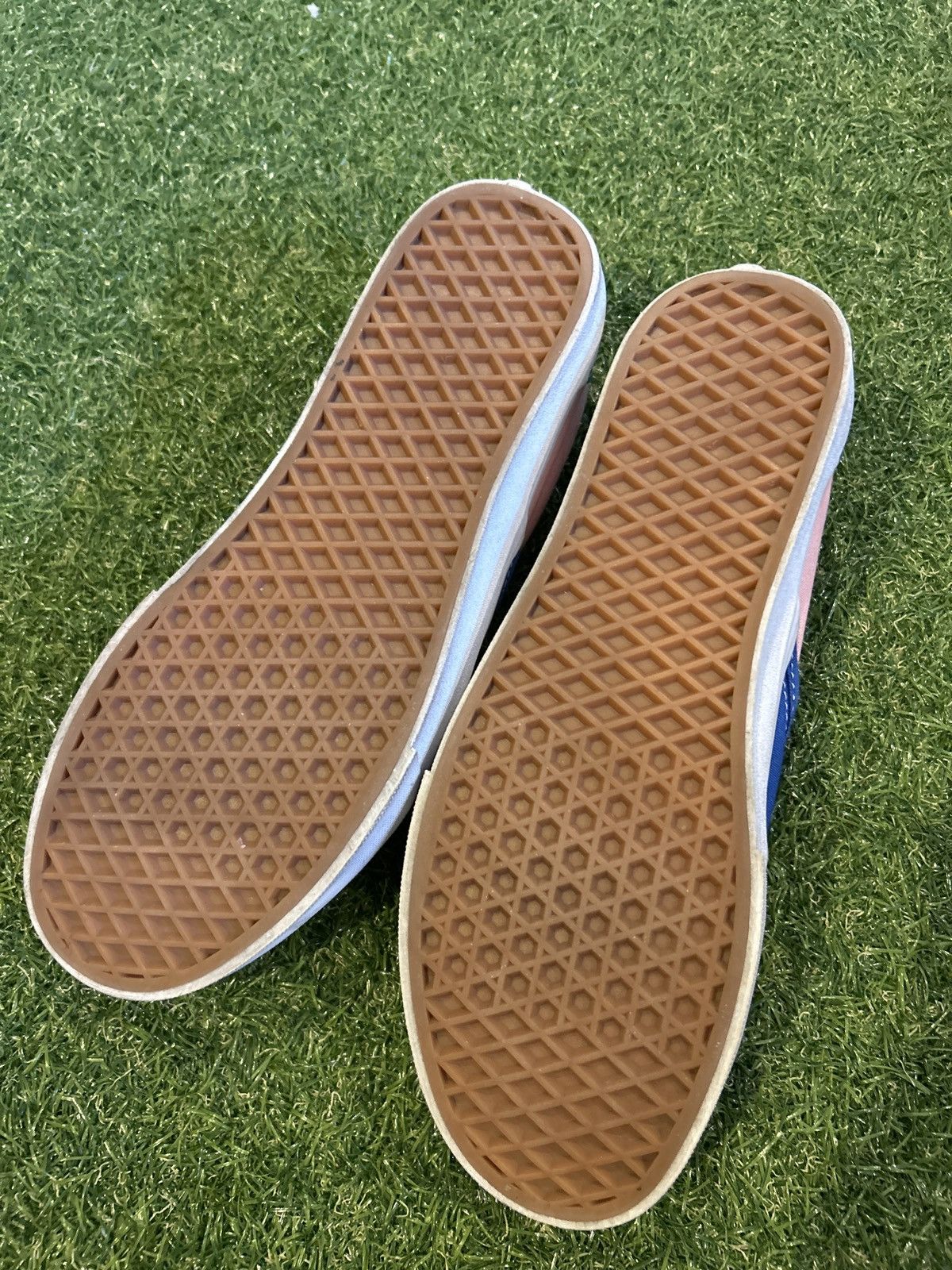 Vans Vans Classic Slip-On ‘Retro Court Multi’ Size US 10.5 / EU 43-44 - 6 Thumbnail