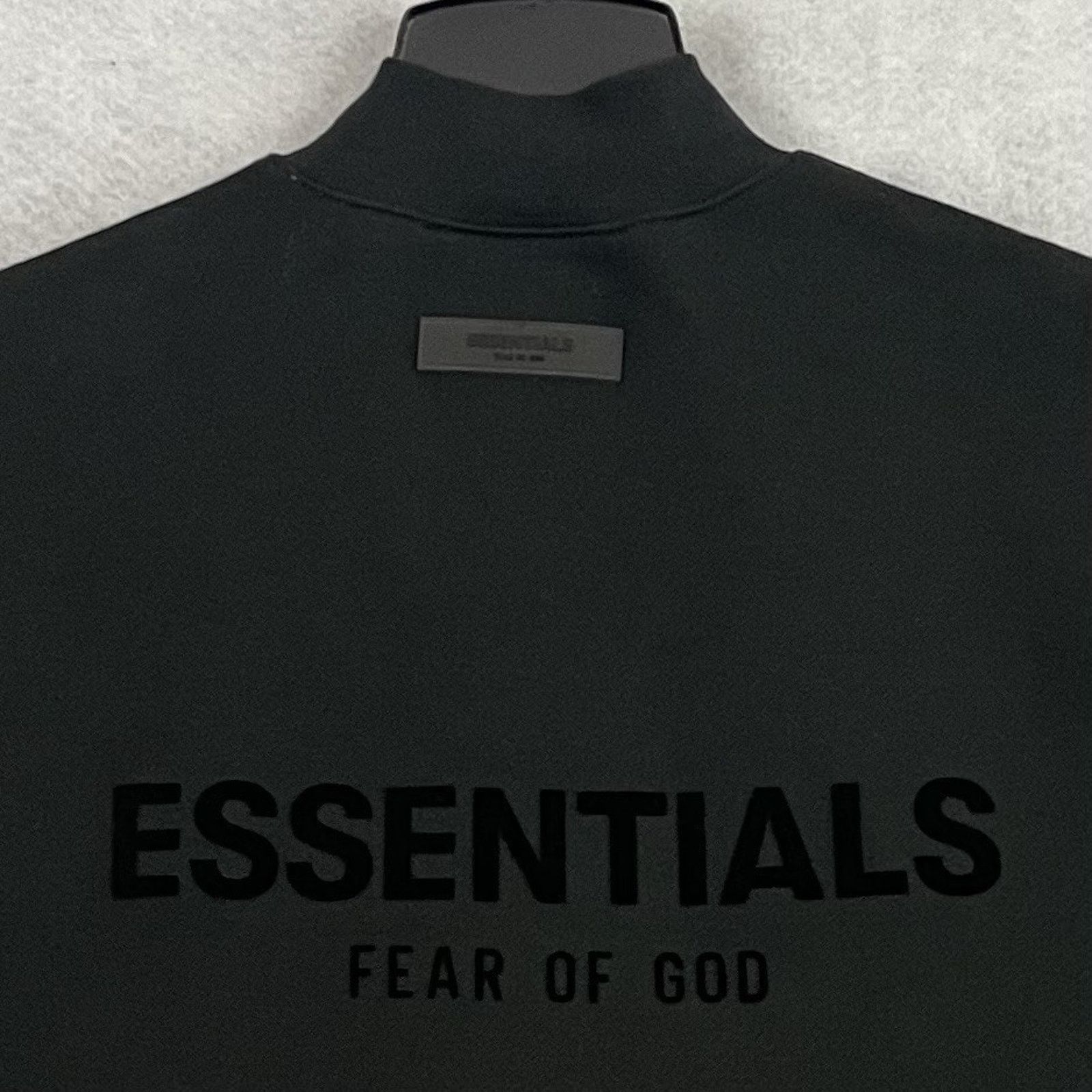 Fear of God Fear of God Essentials Sweatshirt Mens XXS Black Limo Size US XXS / EU 40 - 10 Thumbnail
