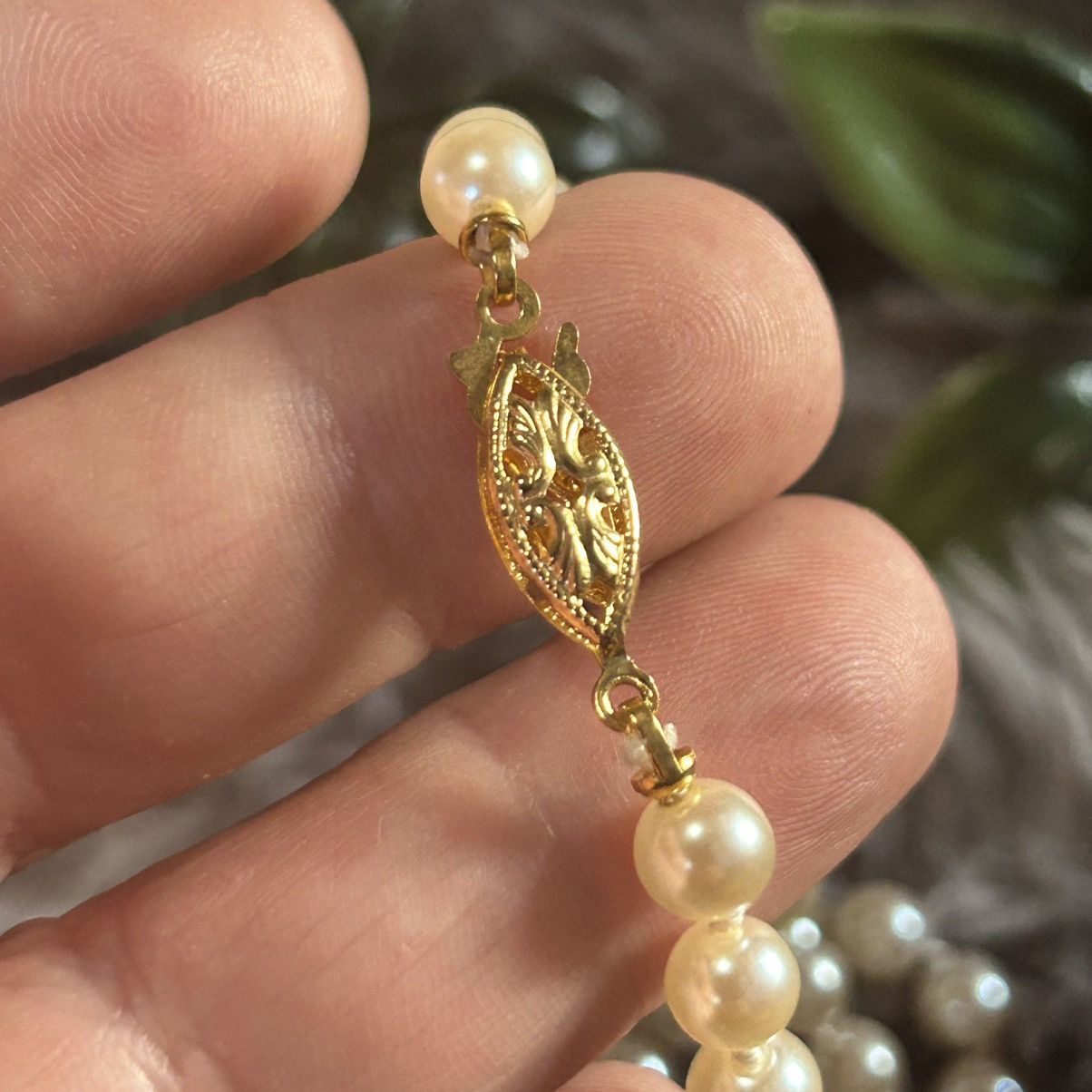 Vintage Vintage 70s-80s hand knotted bright cream pearl necklace Size ONE SIZE - 6 Thumbnail