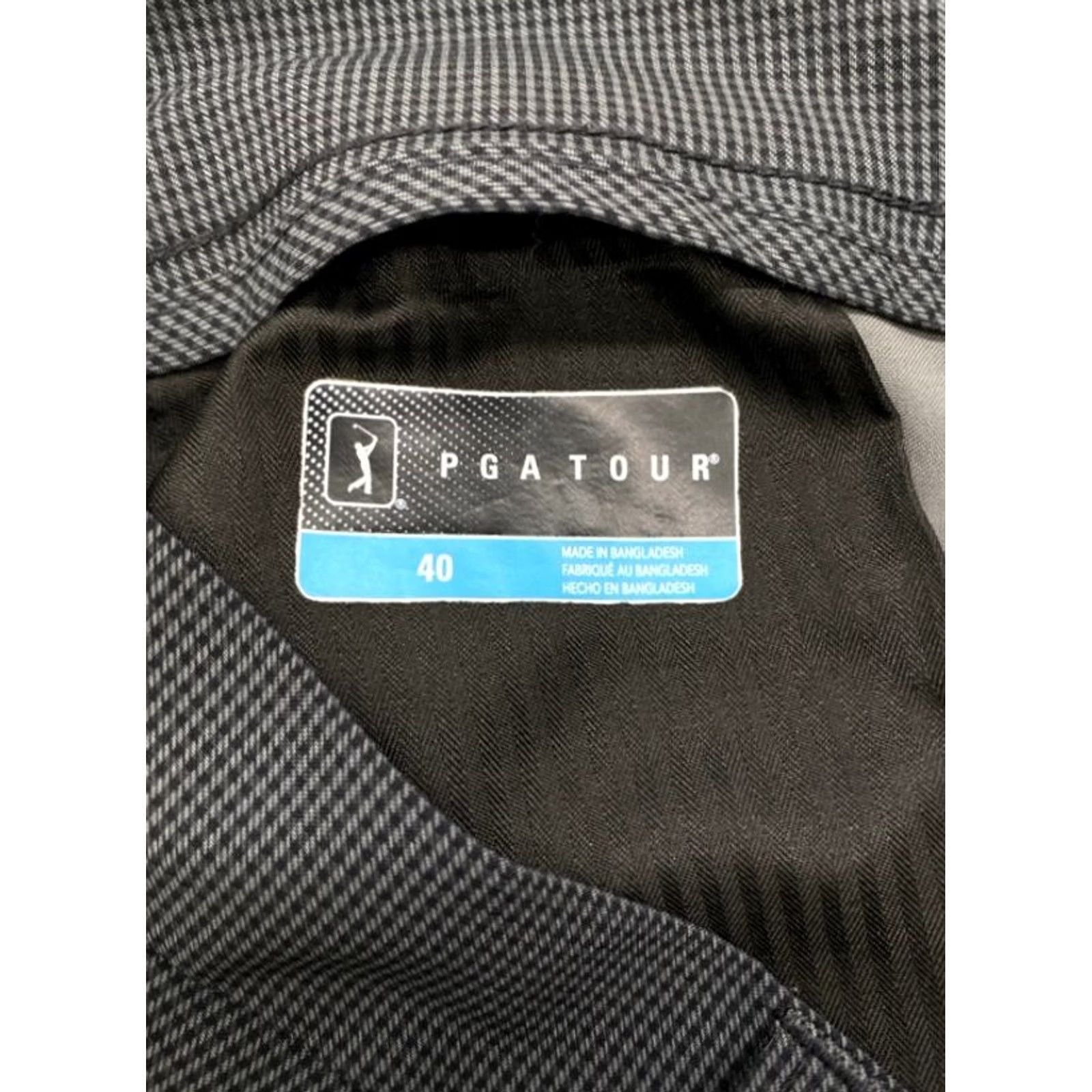 PGA Tour PGA TOUR Golf Shorts Men's 40x9 Gray Checked 4958 Mens Big & Tall/40 Gray Chino Casual Shorts Size US 40 / EU 56 - 3 Thumbnail