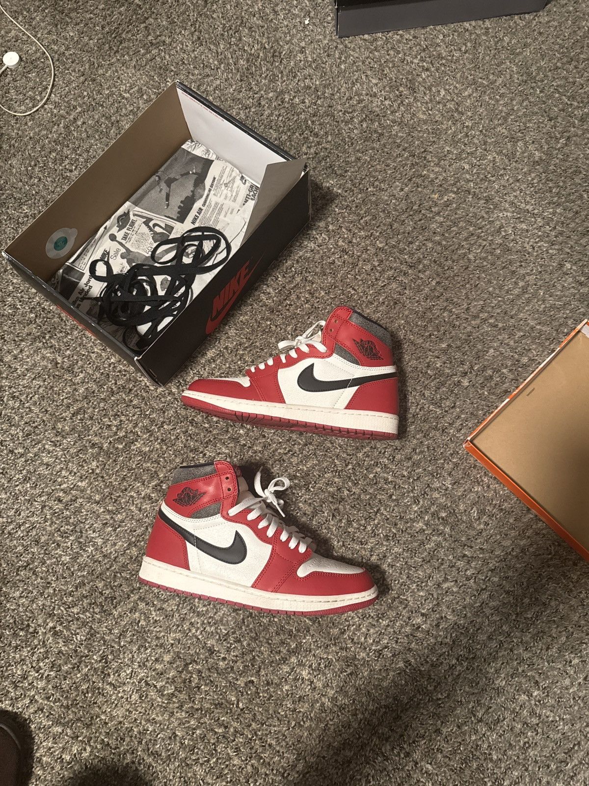 Jordan Brand Jordan 1 Lost and Found Size US 9 / EU 42 - 1 Thumbnail