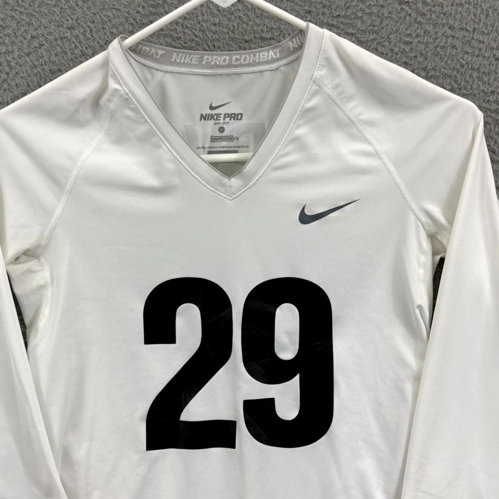 Nike Nike Pro DriFIT Shirt Womens Medium White Long Sleeve Fitness Compression Sport Size M / US 6-8 / IT 42-44 - 3 Thumbnail