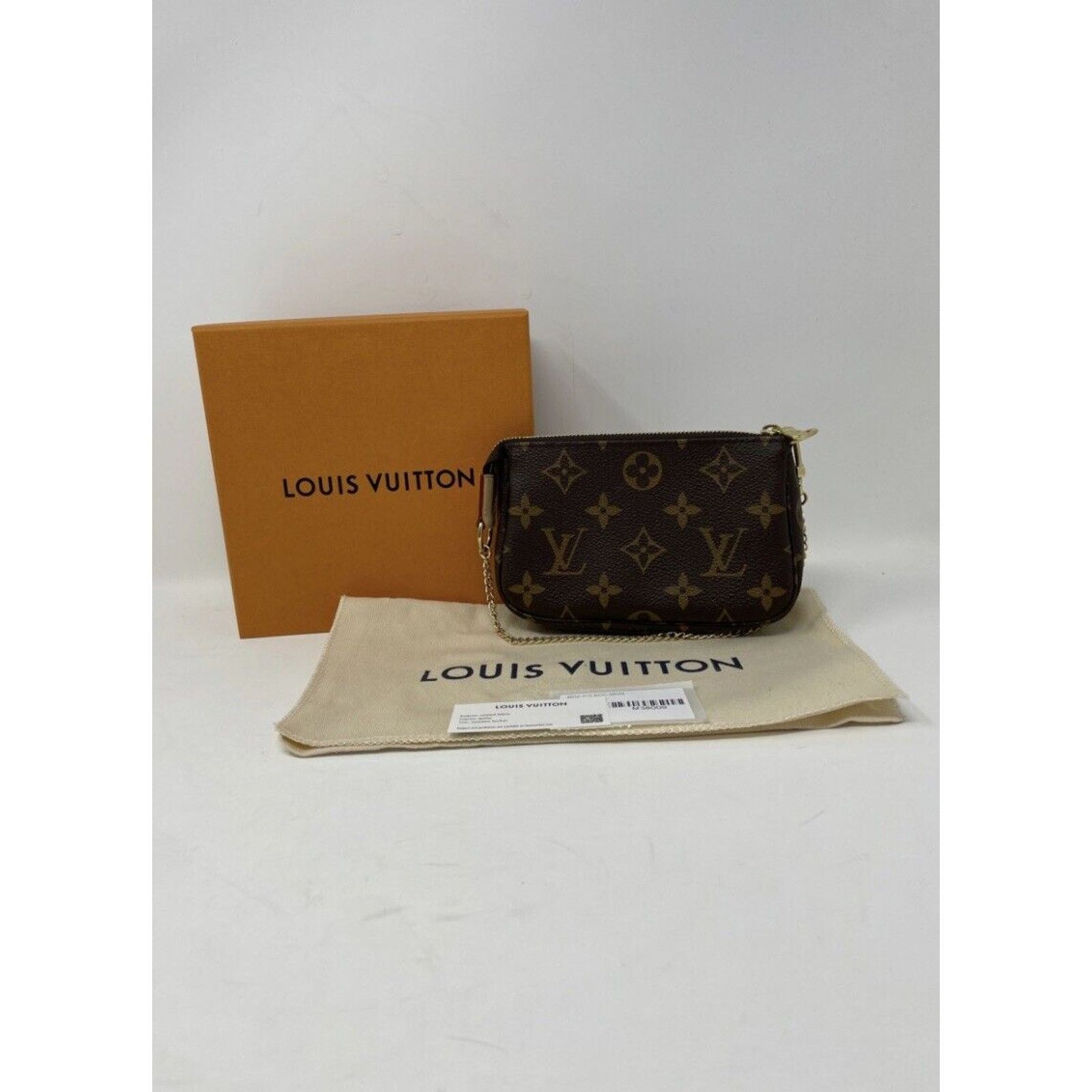 Louis Vuitton Louis Vuitton Mini Pochette Accessoires Monogram Size ONE SIZE - 3 Thumbnail