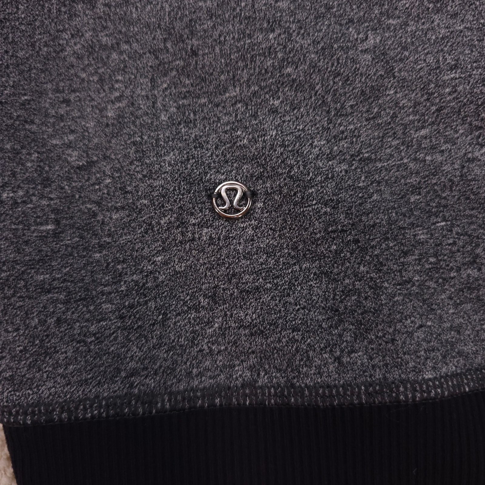 Lululemon Lululemon Om & Roam Pullover Heathered Speckled Black Sz 2 Size XS / US 0-2 / IT 36-38 - 8 Thumbnail