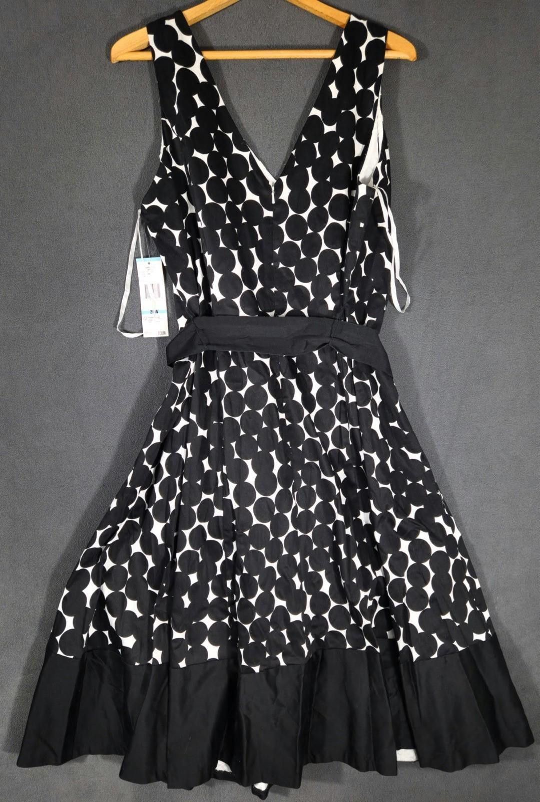 Nine West Nine West Woman 20W Black White Sleeveless Fit & Flare Dress Size 3XL / US 20-22 - 6 Thumbnail