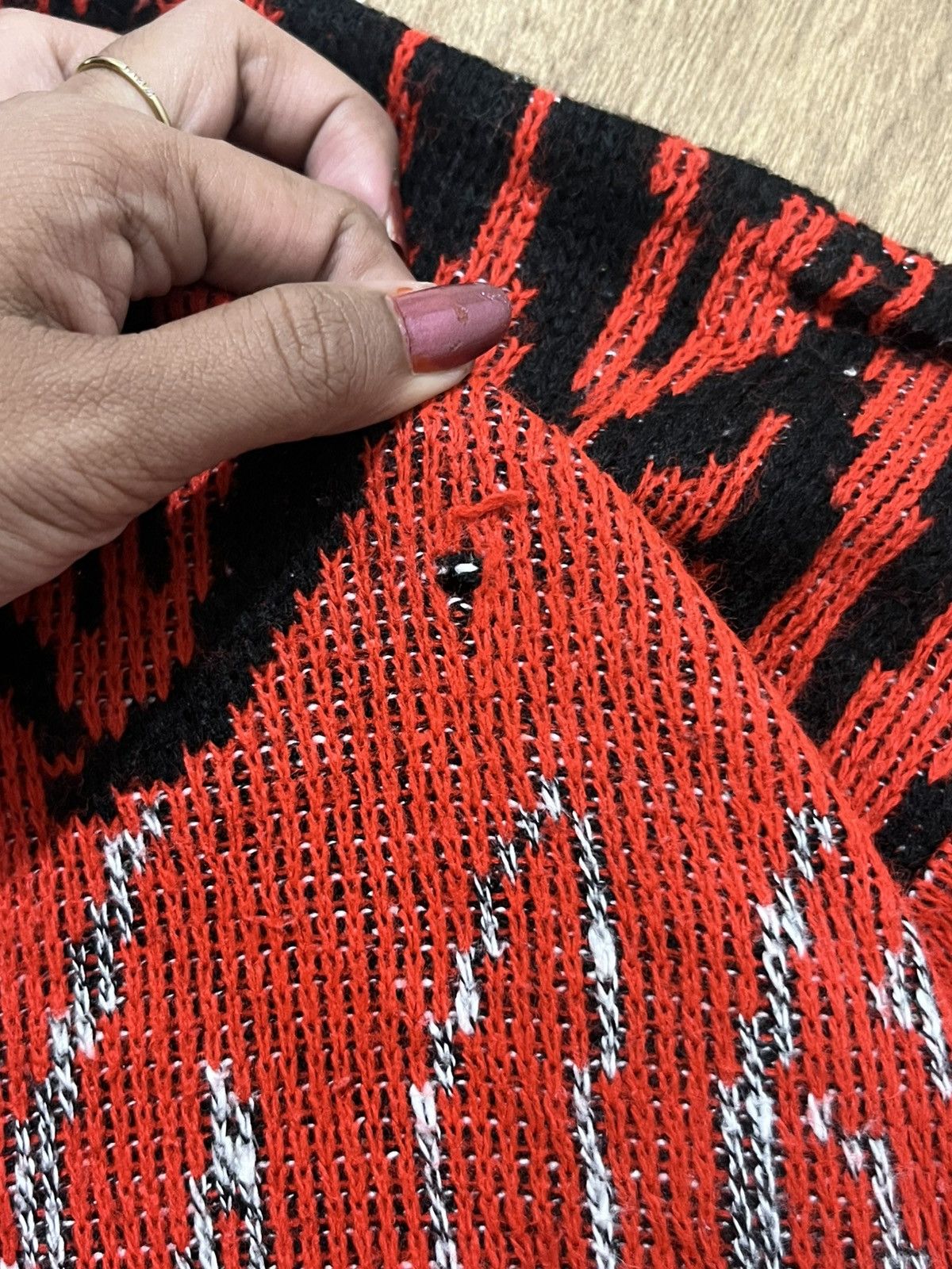 Other Vintage 90s Teasers Flame Pattern Knit Sweater Made In USA Size US L / EU 52-54 / 3 - 6 Thumbnail