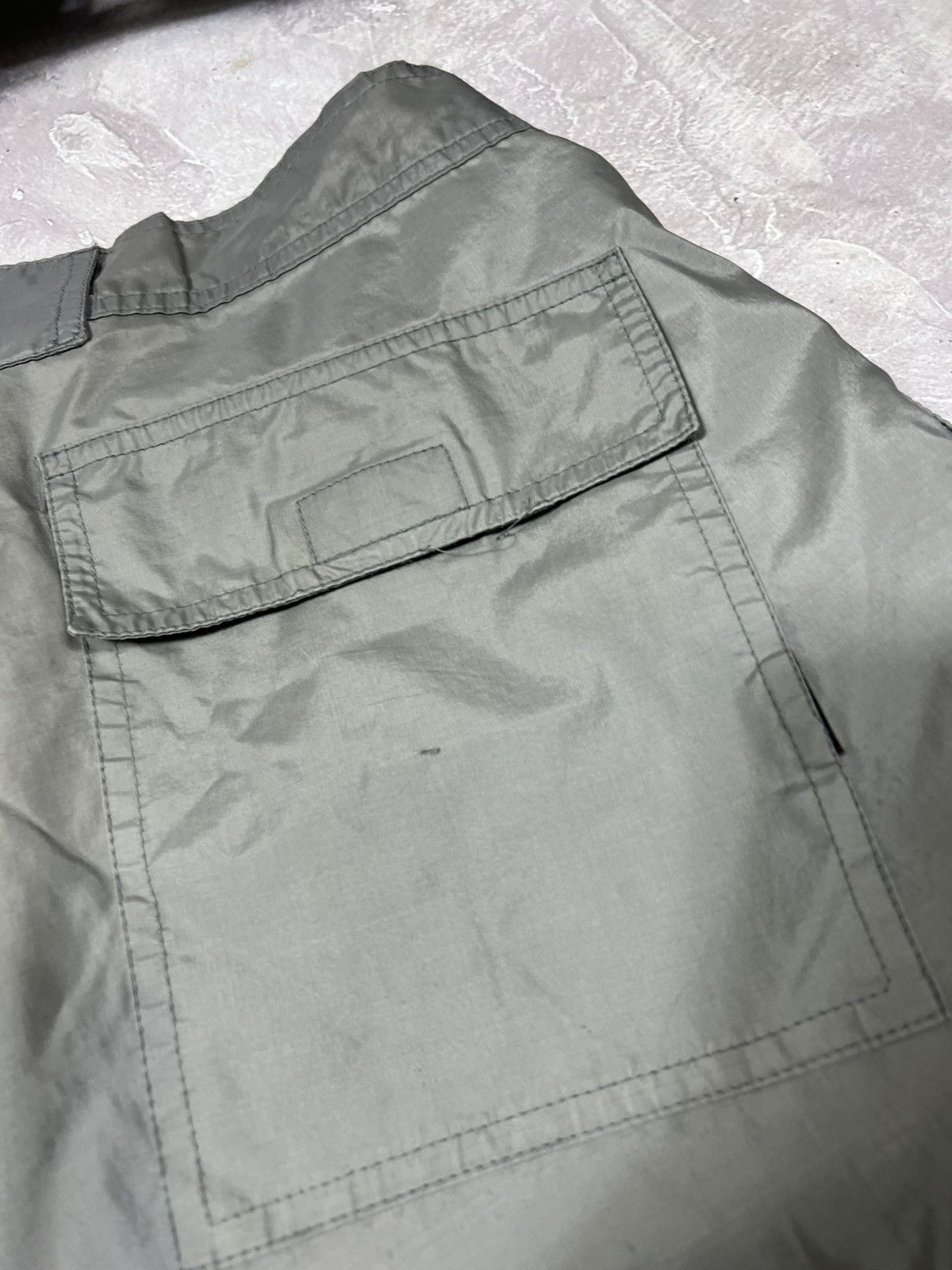 Ecko Unltd. Vintage Ecko Undl Made in Korea Distressed Nylon Pants Size US 34 / EU 50 - 22 Thumbnail