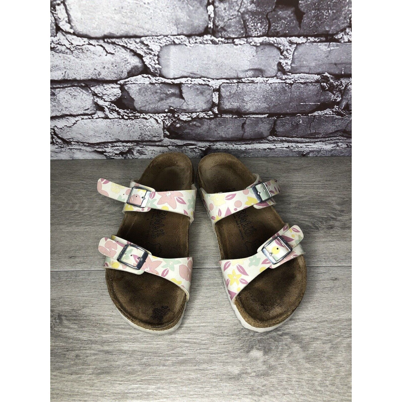 Birkenstock Birki's Birkenstock Pink Leather Floral Slides Sandals Women Size US 6.5 / IT 36.5 - 18 Thumbnail