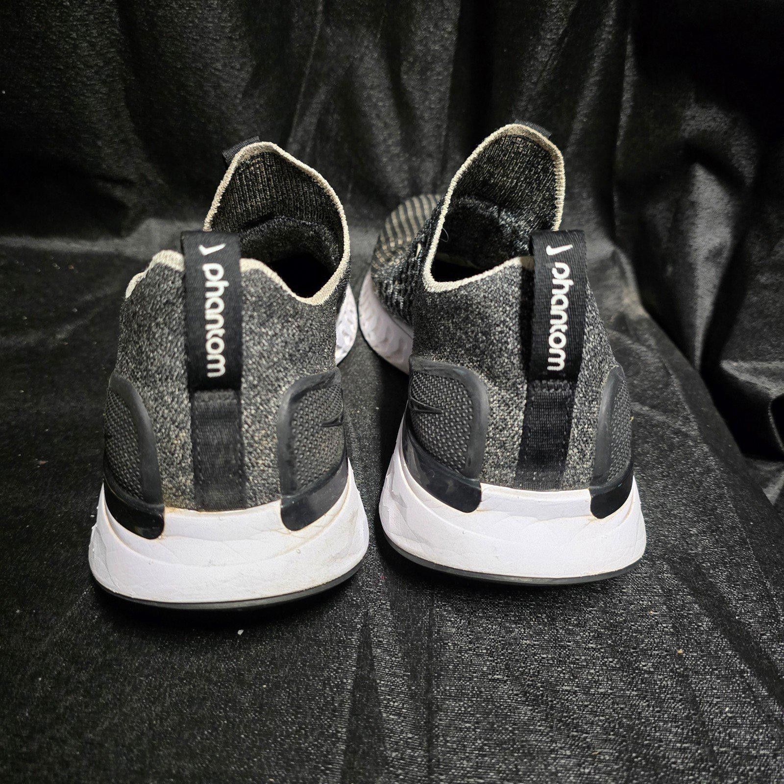 Nike Nike React Phantom Run FK 2 Flyknit Shoes Oreo Sz 11 Size US 11 / EU 44 - 4 Thumbnail