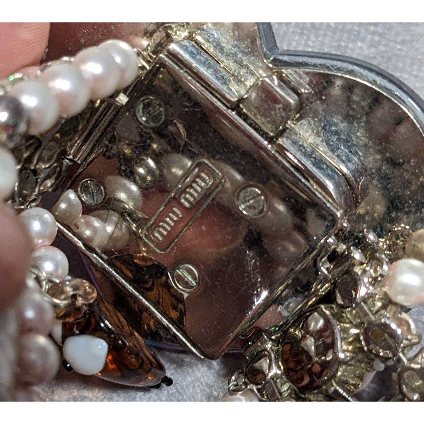 Miu Miu Rare Limited Edition Miu Miu Glass Heart Faux Pearl Glass Ch Size ONE SIZE - 11 Thumbnail