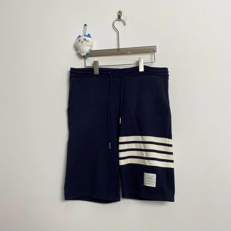 Thom Browne Thom Browne Size 2 Dark blue four-striped shorts 2503-Nex Size US 29 - 1 Thumbnail