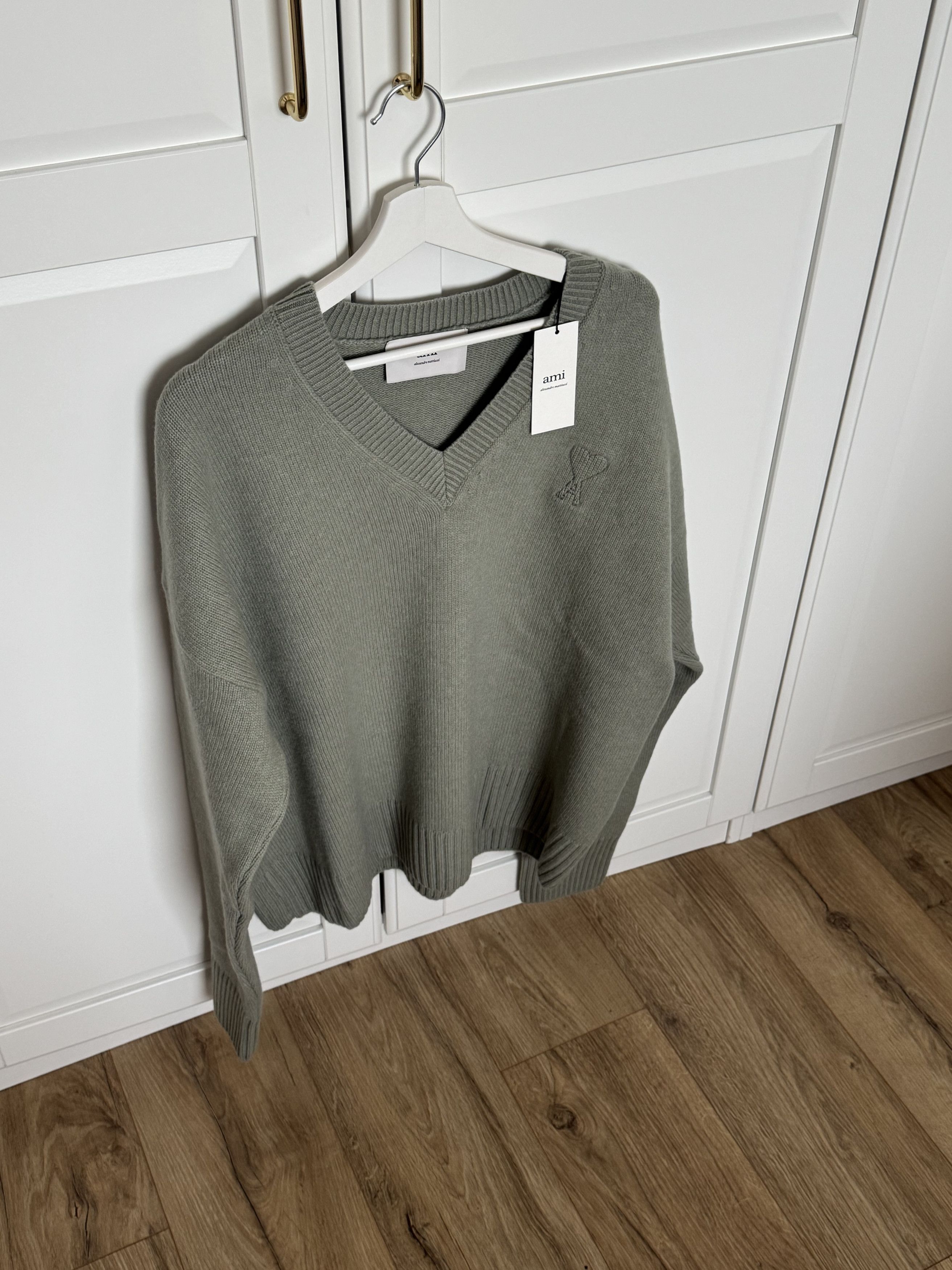 AMI AMI PARIS SWEATER | SIZE XL Size US XL / EU 56 / 4 - 1 Thumbnail