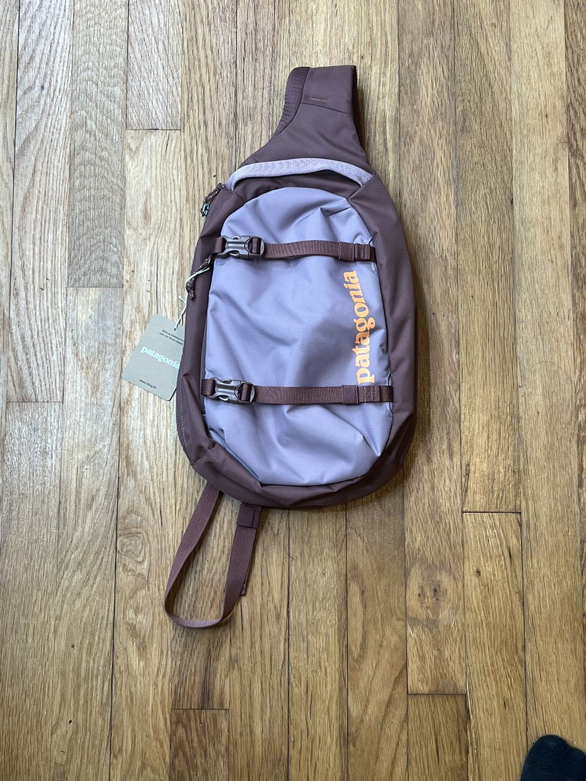 Patagonia Patagonia Atom Sling 8L Bag #48262 DLMA FA24 Dules Mauve Size ONE SIZE - 4 Thumbnail