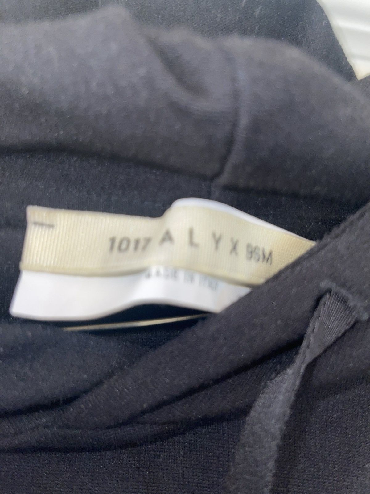 1017 ALYX 9SM 1017 Alyx 9sm Buckle Embellished Hoodie Size US XL / EU 56 / 4 - 4 Thumbnail