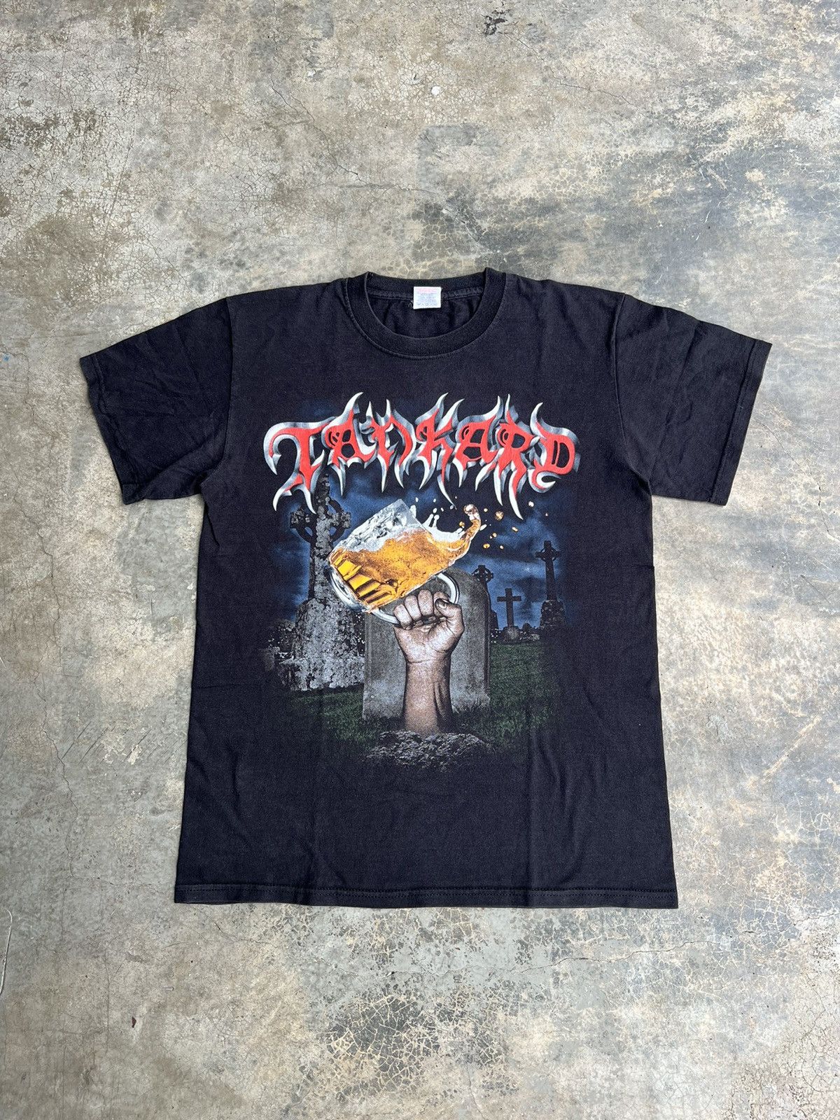 (M) Vintage Tankard Die With A Beer Thrash Metal Band Tees