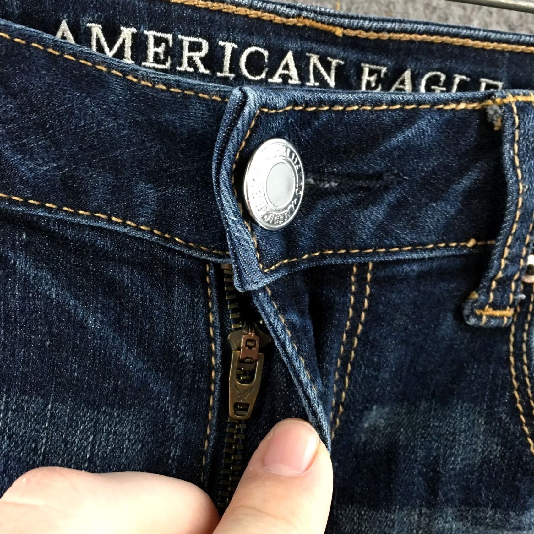 American Eagle Outfitters American Eagle Skinny Jeans Womens 6 Long Blue Dark Wash Denim Distressed Zip Size 28" / US 6 / IT 42 - 5 Thumbnail