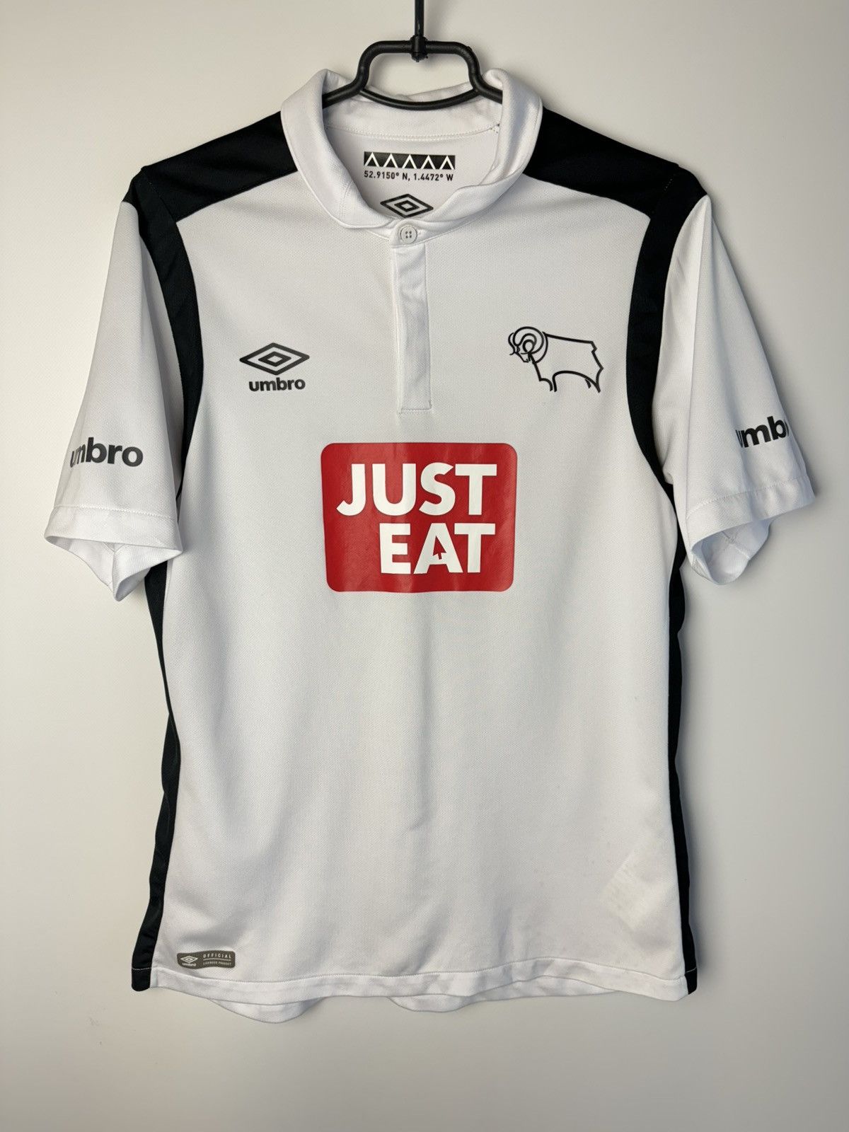 Umbro Derby Counry 2016 2017 Home Football Soccer Jersey Umbro Size US M / EU 48-50 / 2 - 1 Thumbnail