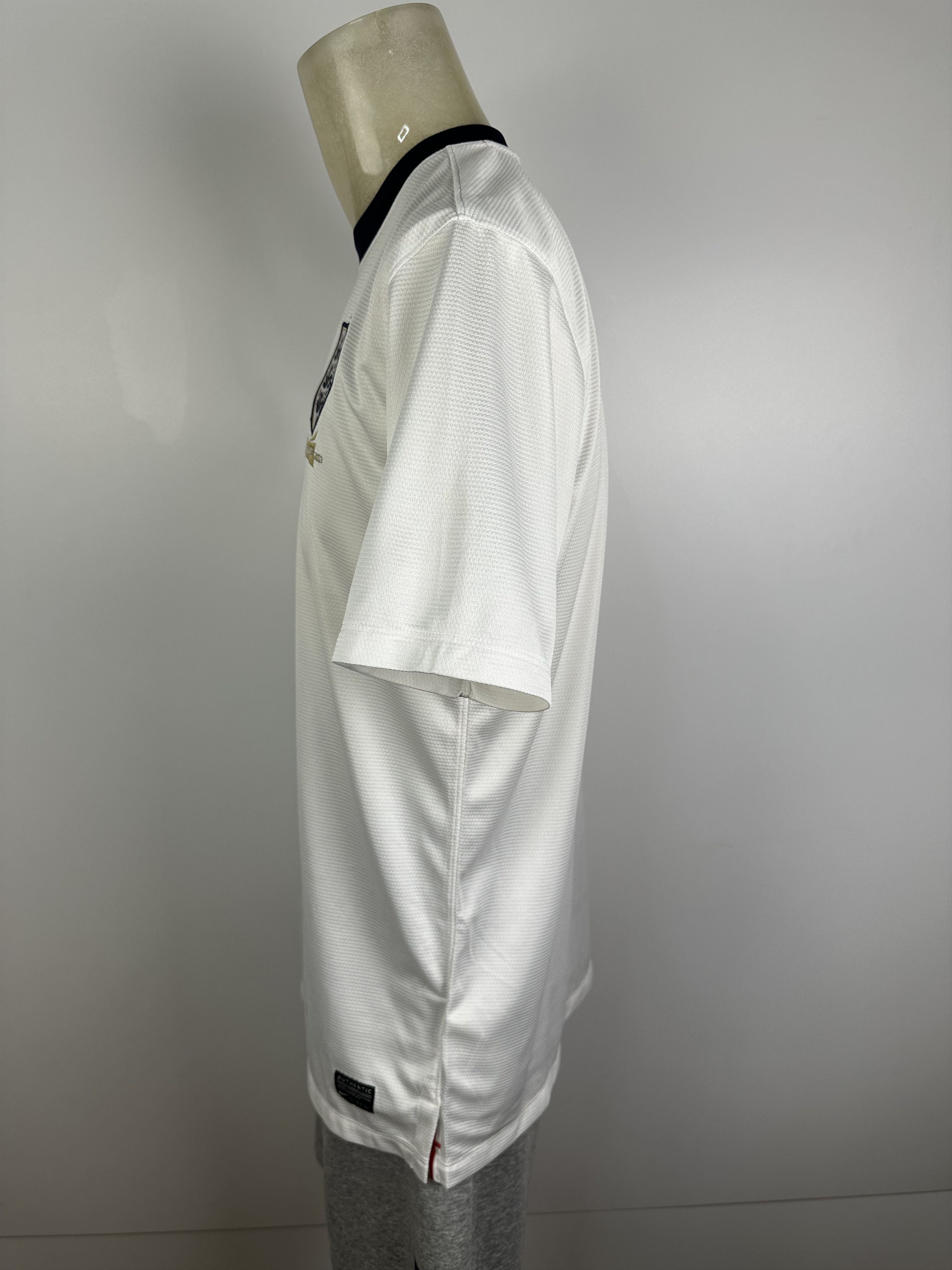 Nike ENGLAND 2013 14 HOME FOOTBALL SHIRT SOCCER JERSEY NIKE SZ L Size US L / EU 52-54 / 3 - 9 Thumbnail