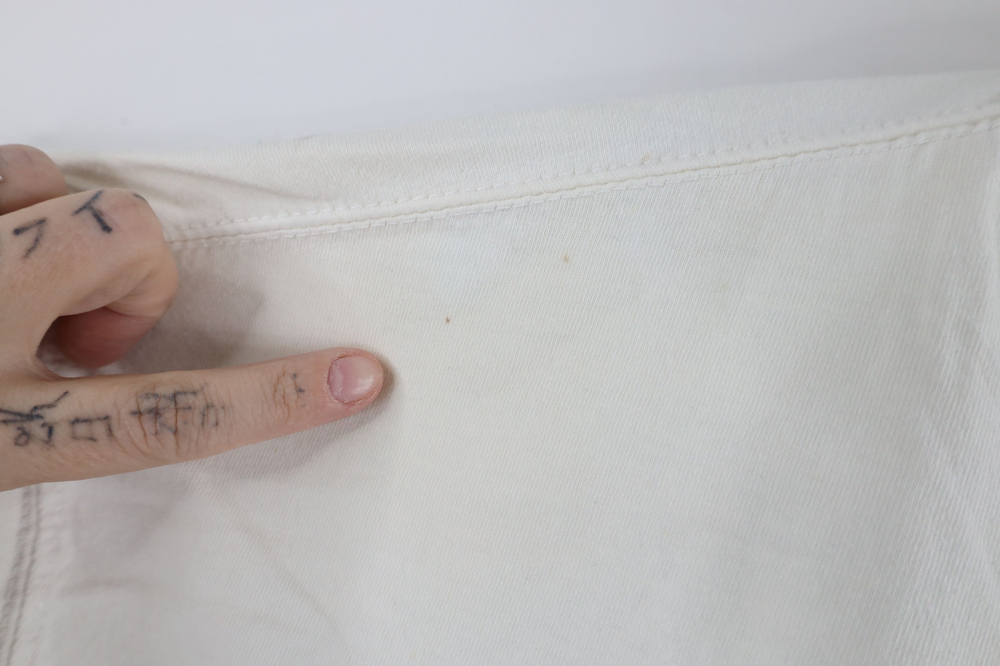 Mecca × Vintage Vintage Mecca USA Out Hip Hop Short Sleeve T-Shirt White Size US XL / EU 56 / 4 - 4 Thumbnail